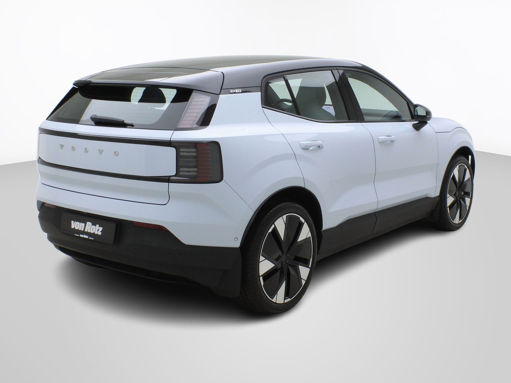 VOLVO EX 30 E60 Twin Ultra Performance AWD-image-4