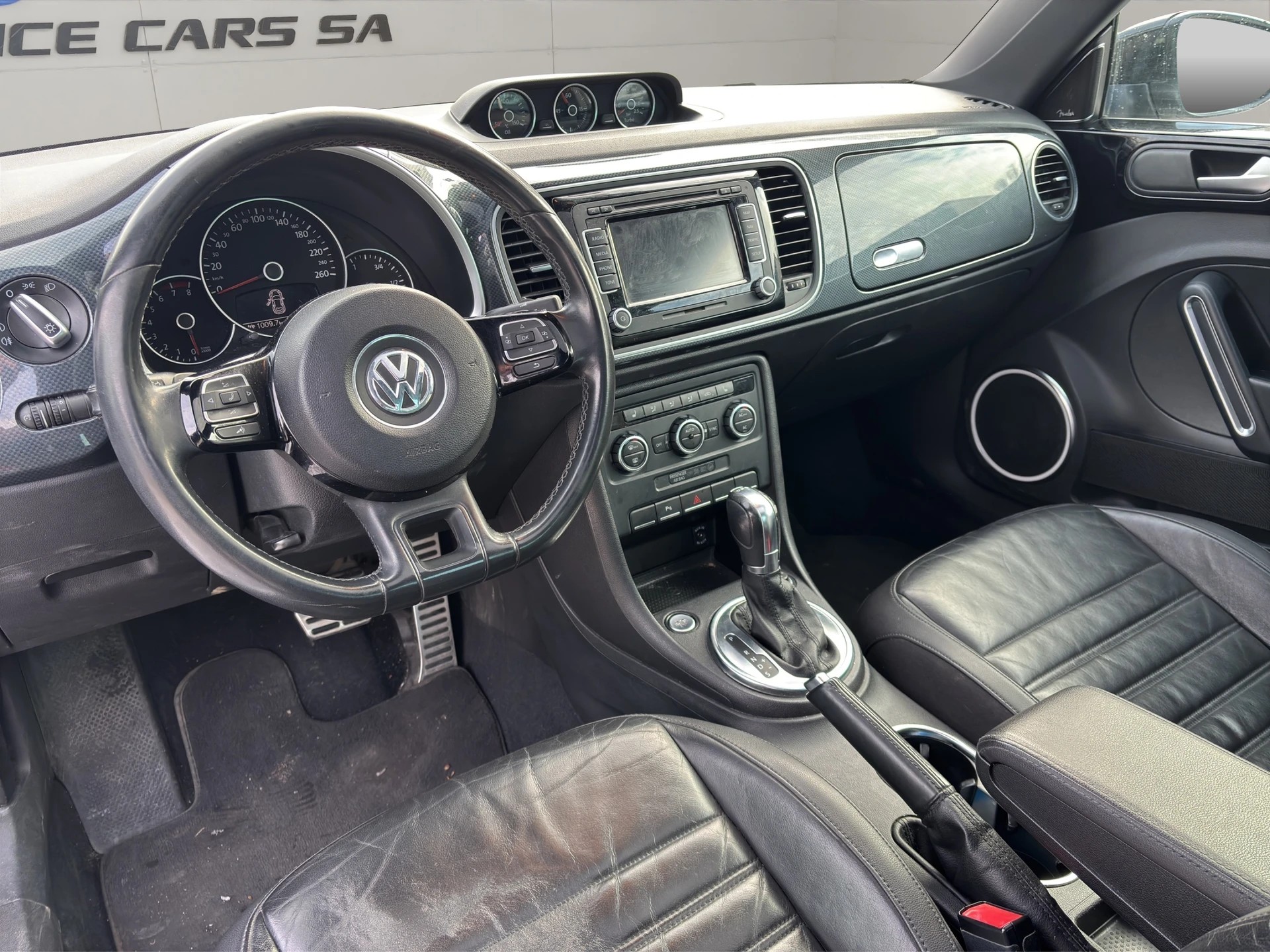 VW Beetle 2.0 TSI Sport DSG-image-18