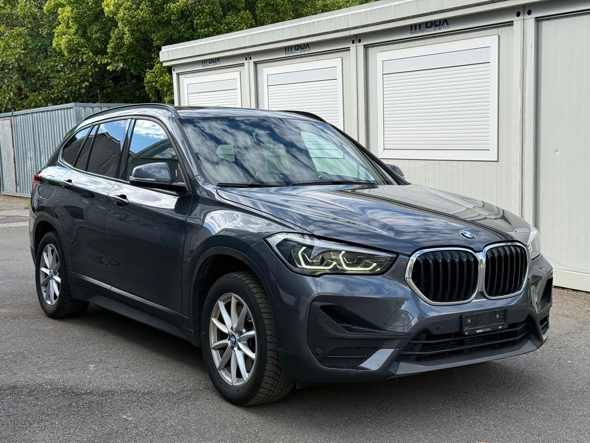 BMW X1 xDrive 20i Essential Edition Steptronic
