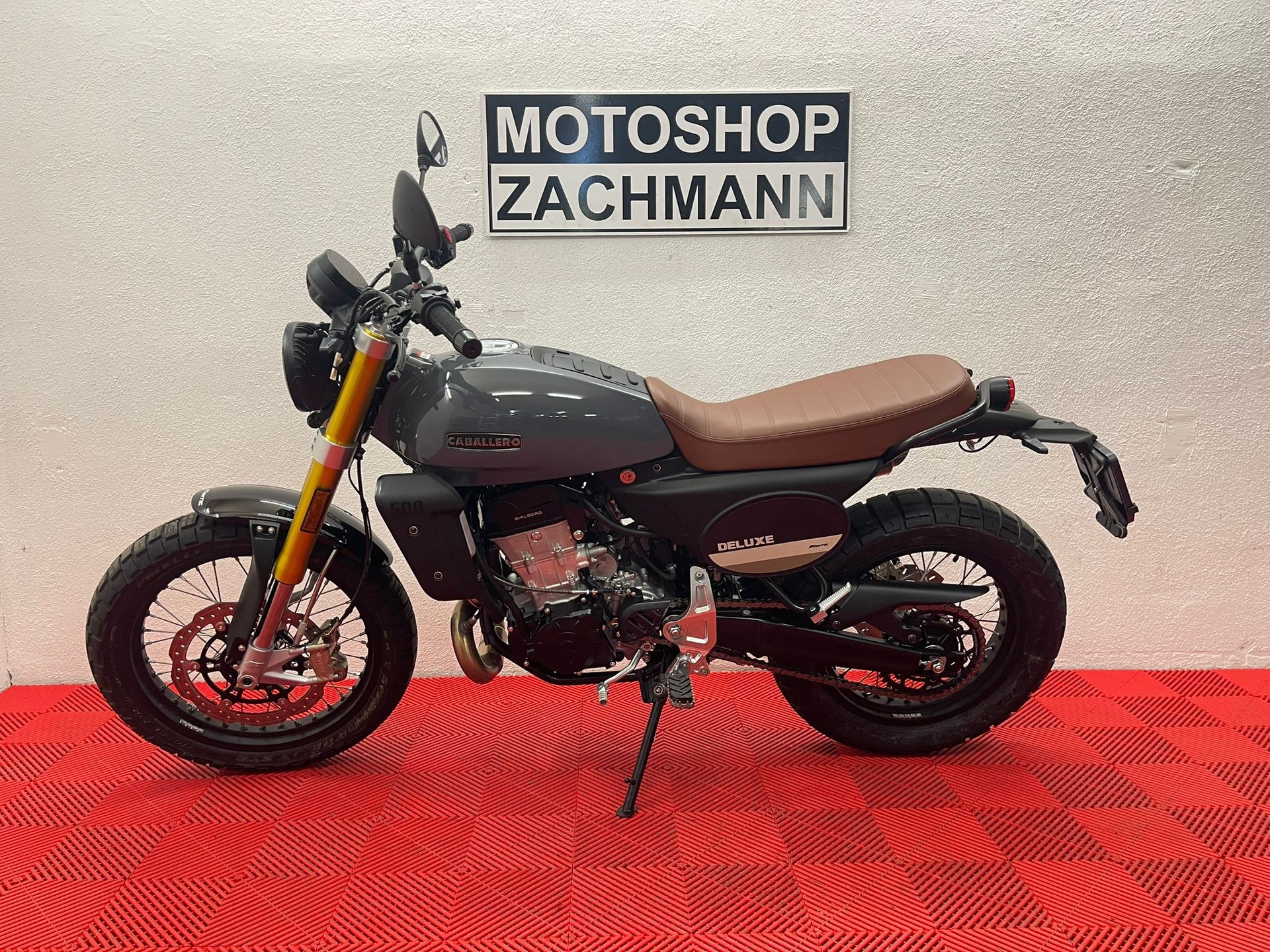 FANTIC Caballero 500 Deluxe-showroom-element-3