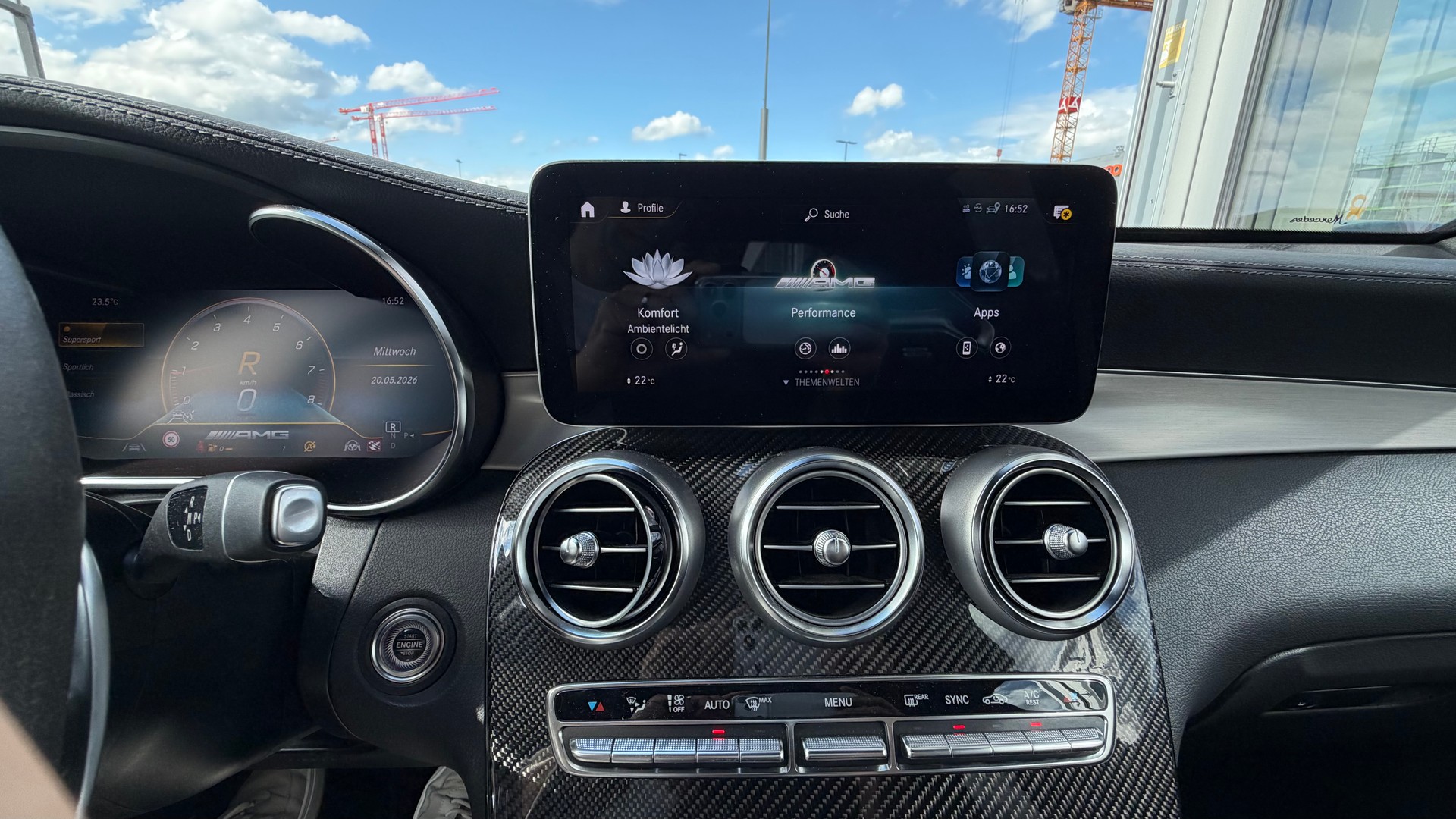 MERCEDES-BENZ GLC 63 S AMG 4Matic 9G-Tronic-image-31