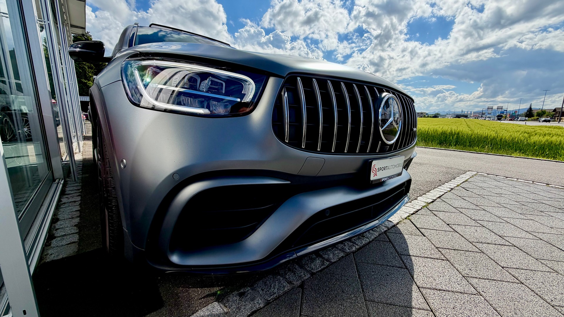 MERCEDES-BENZ GLC 63 S AMG 4Matic 9G-Tronic-image-5