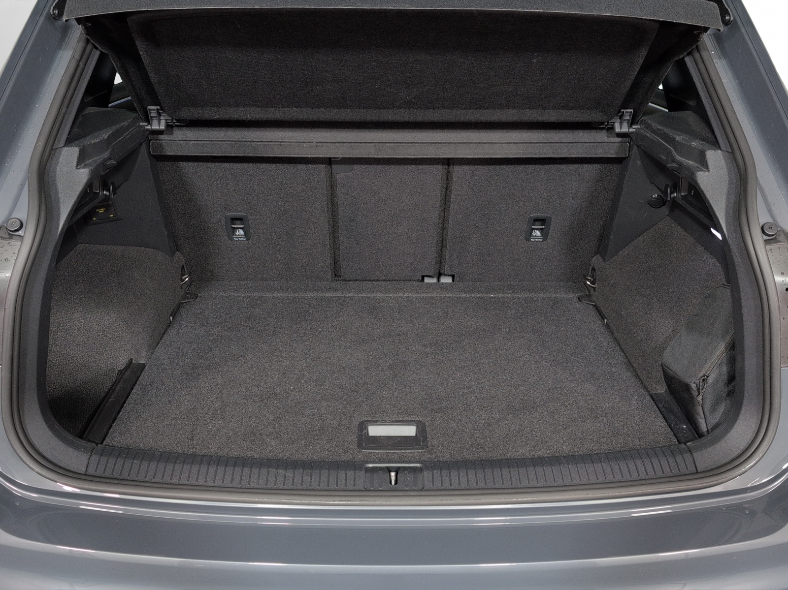 VW Tiguan 2.0 TDI SCR R-Line 4Motion DSG-image-14