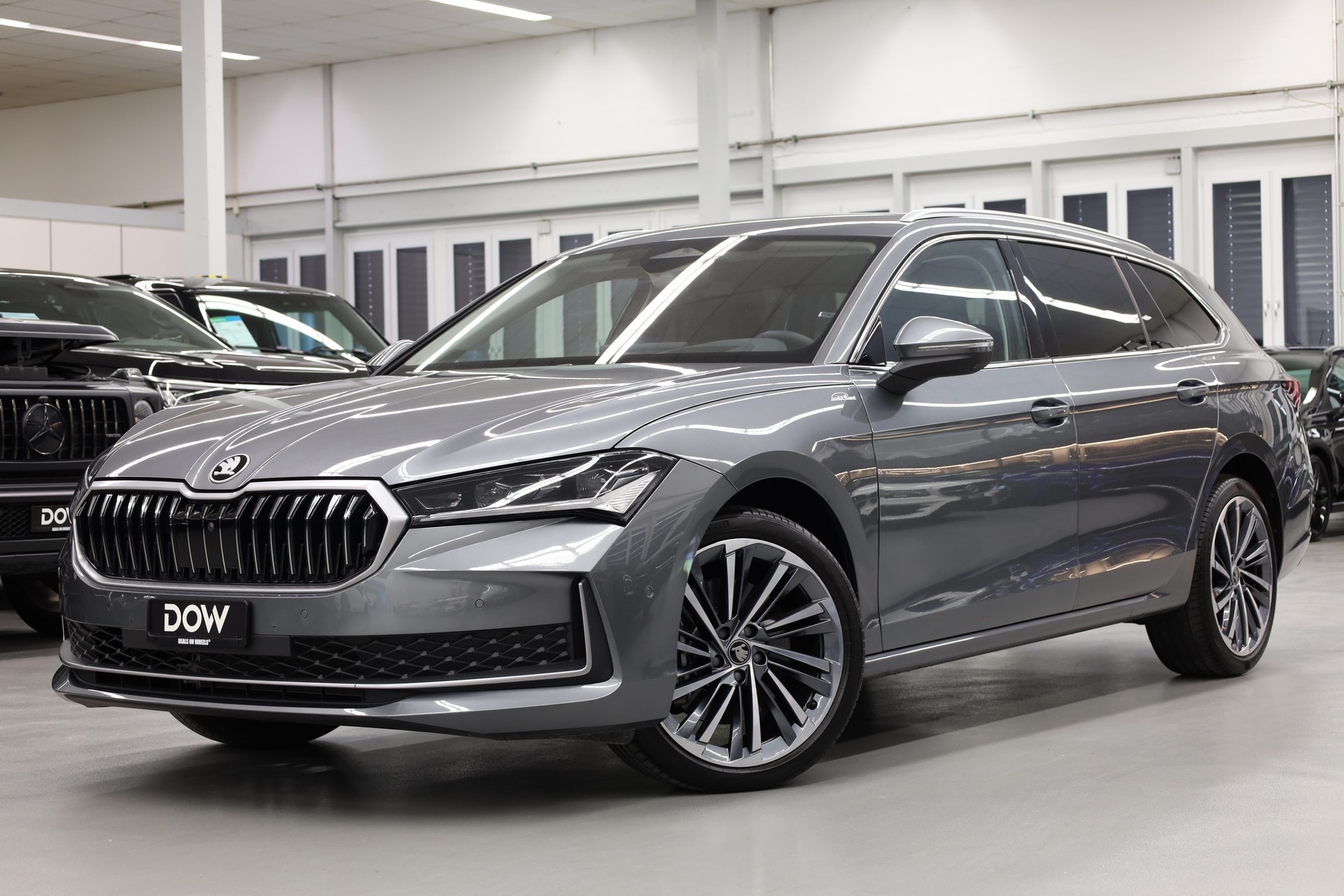 SKODA Superb Combi 2.0 TSI L & K DSG