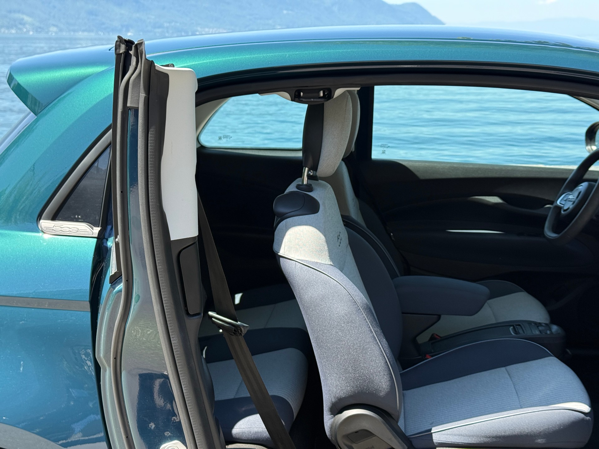 FIAT 500 electric 3+1 Icon 87 kW-image-11