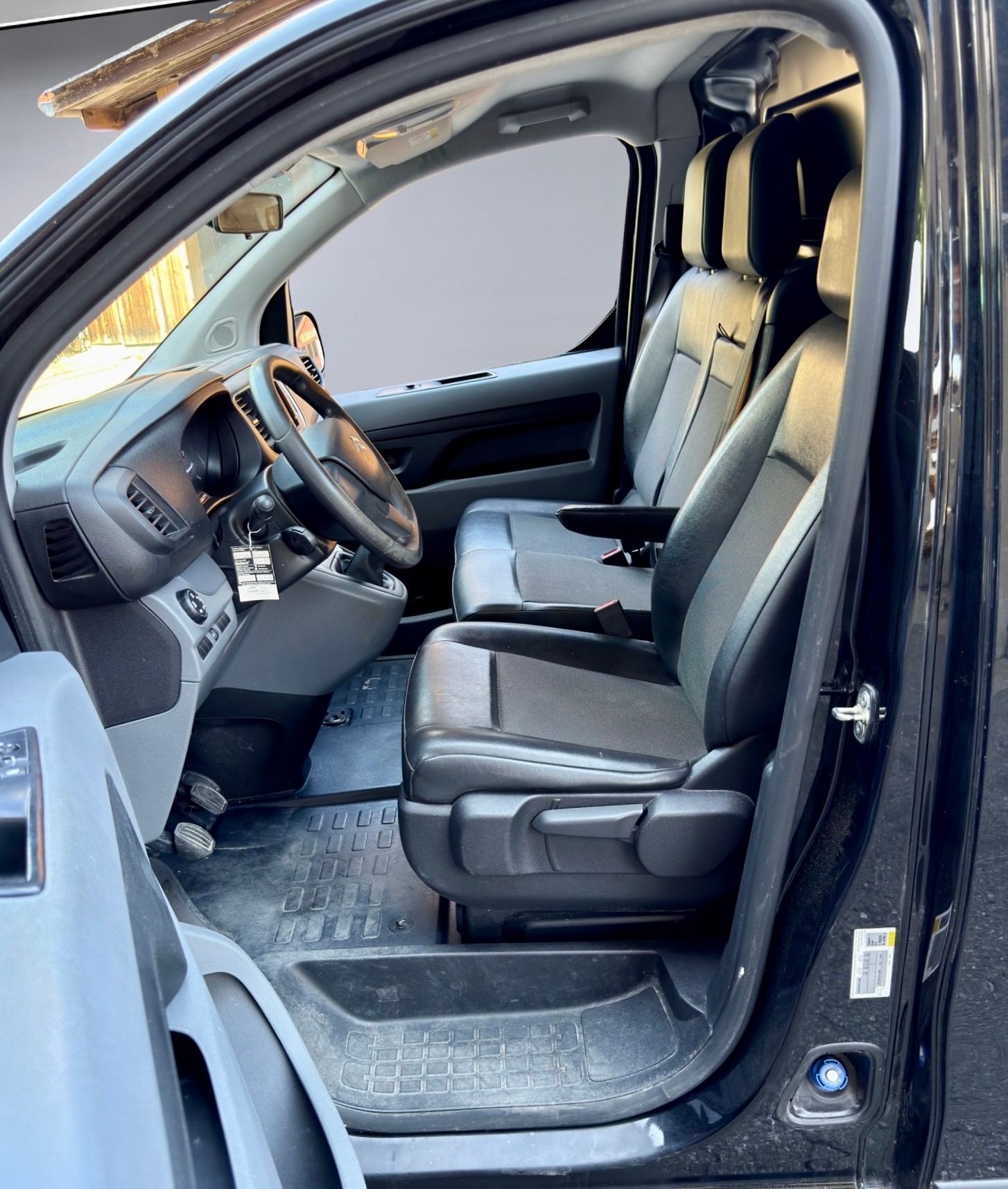 CITROEN Jumpy 2.0 BlueHDi XL Swiss Edition 3 Plätze, 150PS, Navigation, AHK 2.5 T-image-8