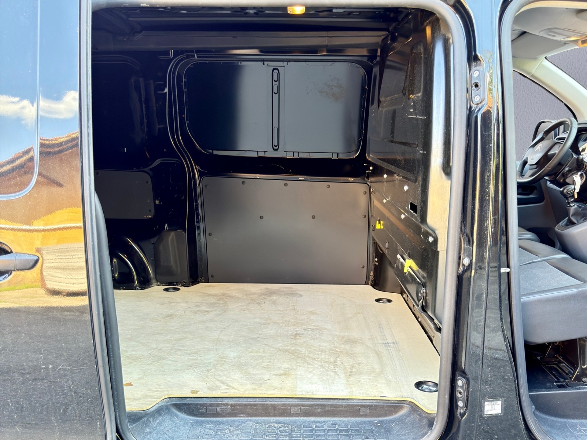 CITROEN Jumpy 2.0 BlueHDi XL Swiss Edition 3 Plätze, 150PS, Navigation, AHK 2.5 T-image-16