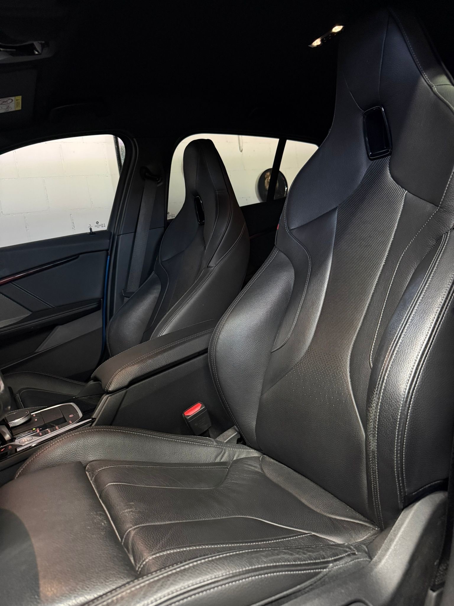 BMW M135i xDrive Steptronic-image-8
