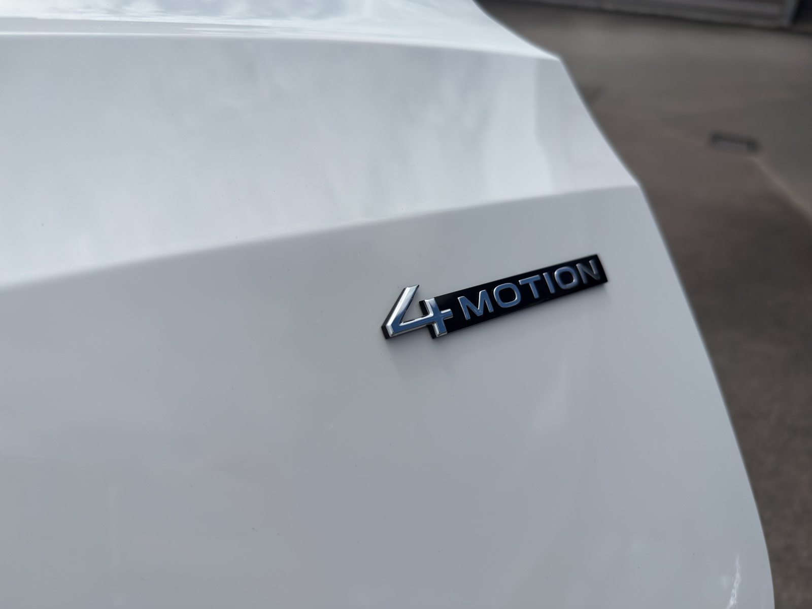 VW Caddy Cargo 2.0TDI 4Motion-image-12