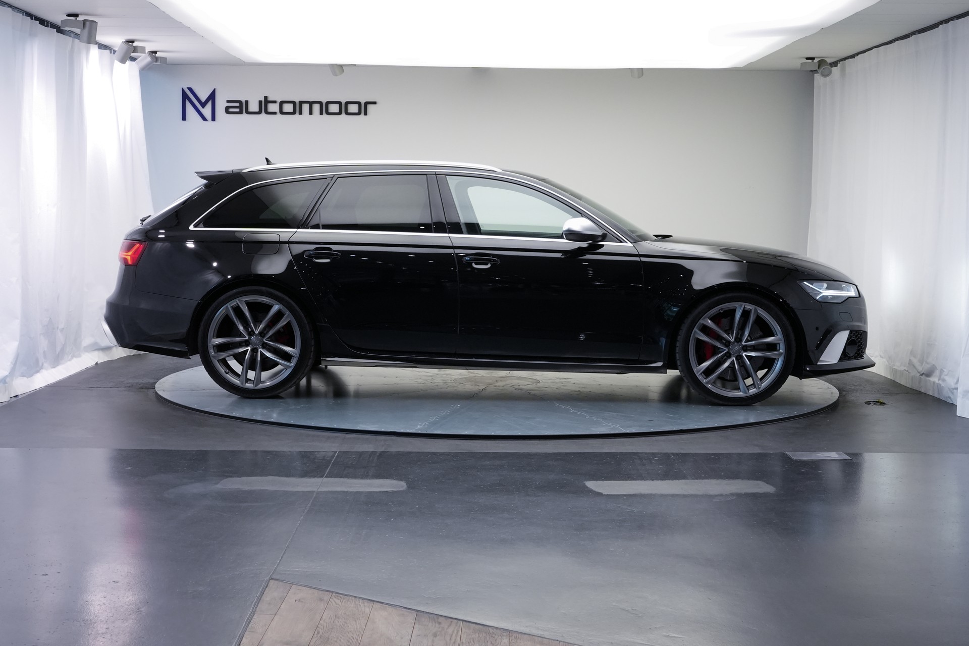 AUDI RS6 Avant 4.0 TFSI V8 quattro Tiptronic *Head-Up* *Dynamikpaket* *Sportauspuff*-image-3