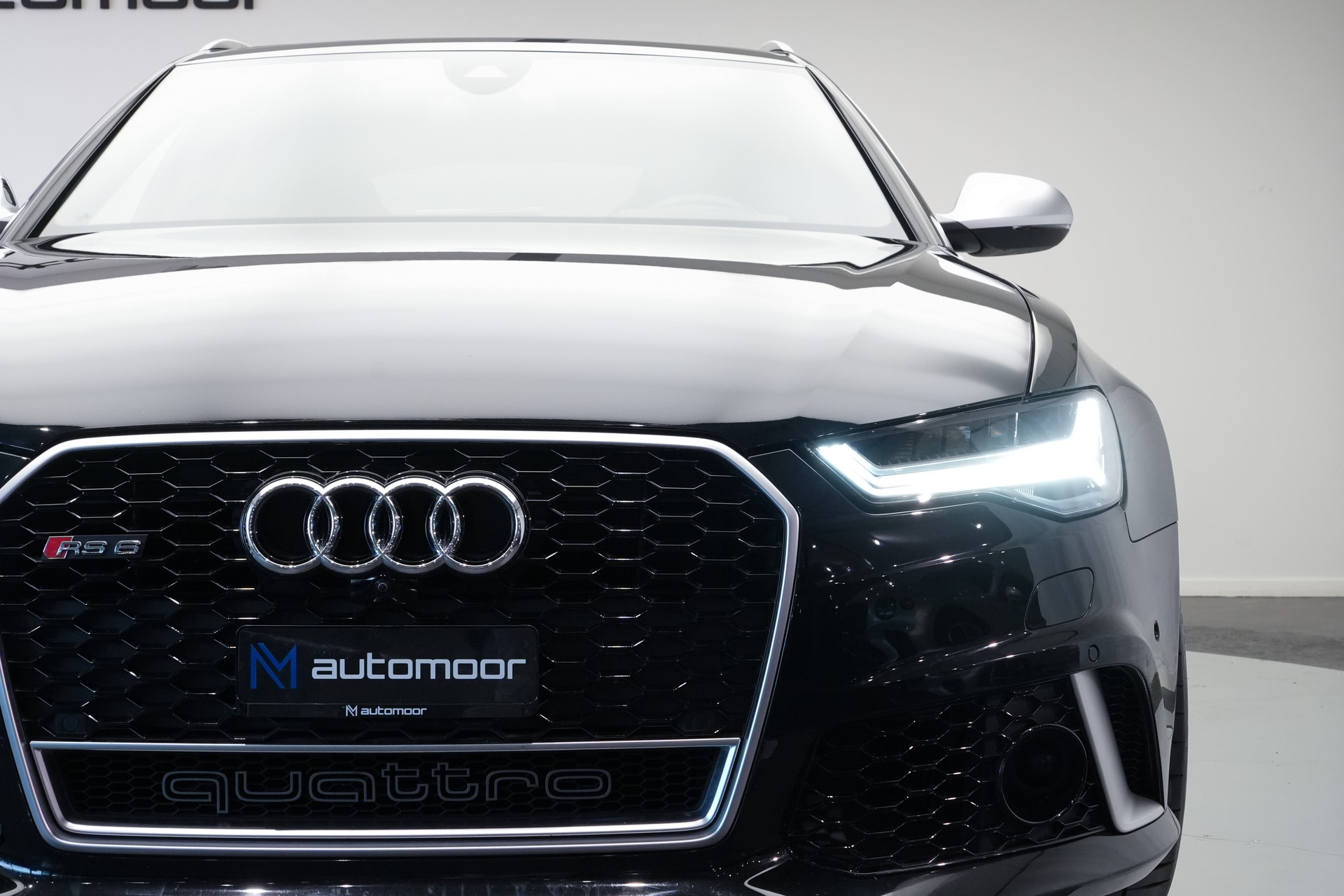 AUDI RS6 Avant 4.0 TFSI V8 quattro Tiptronic *Head-Up* *Dynamikpaket* *Sportauspuff*-image-9