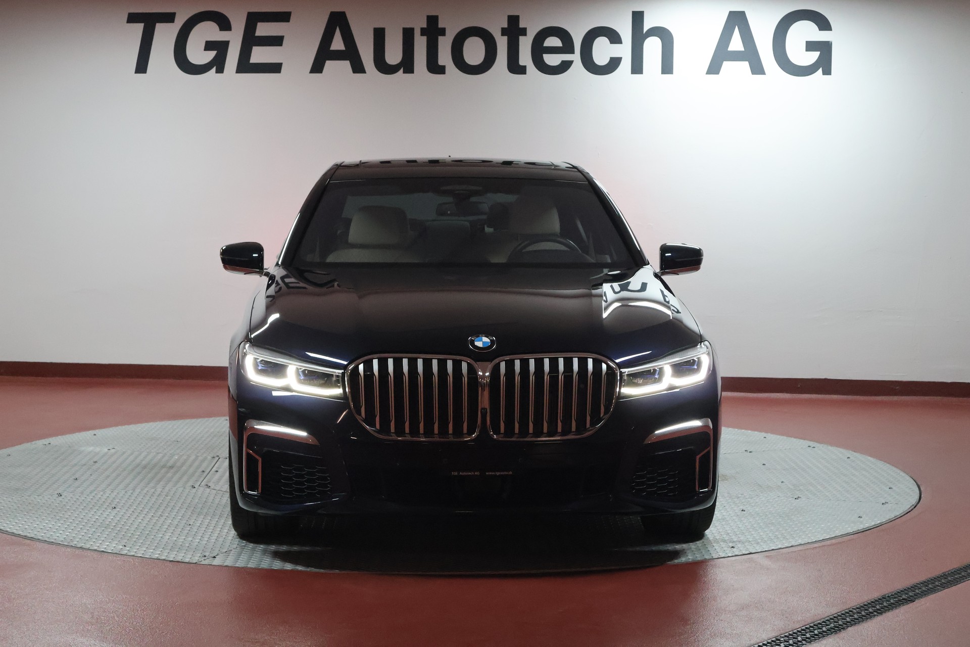 BMW 750i xDrive Steptronic M Sportpaket-image-1