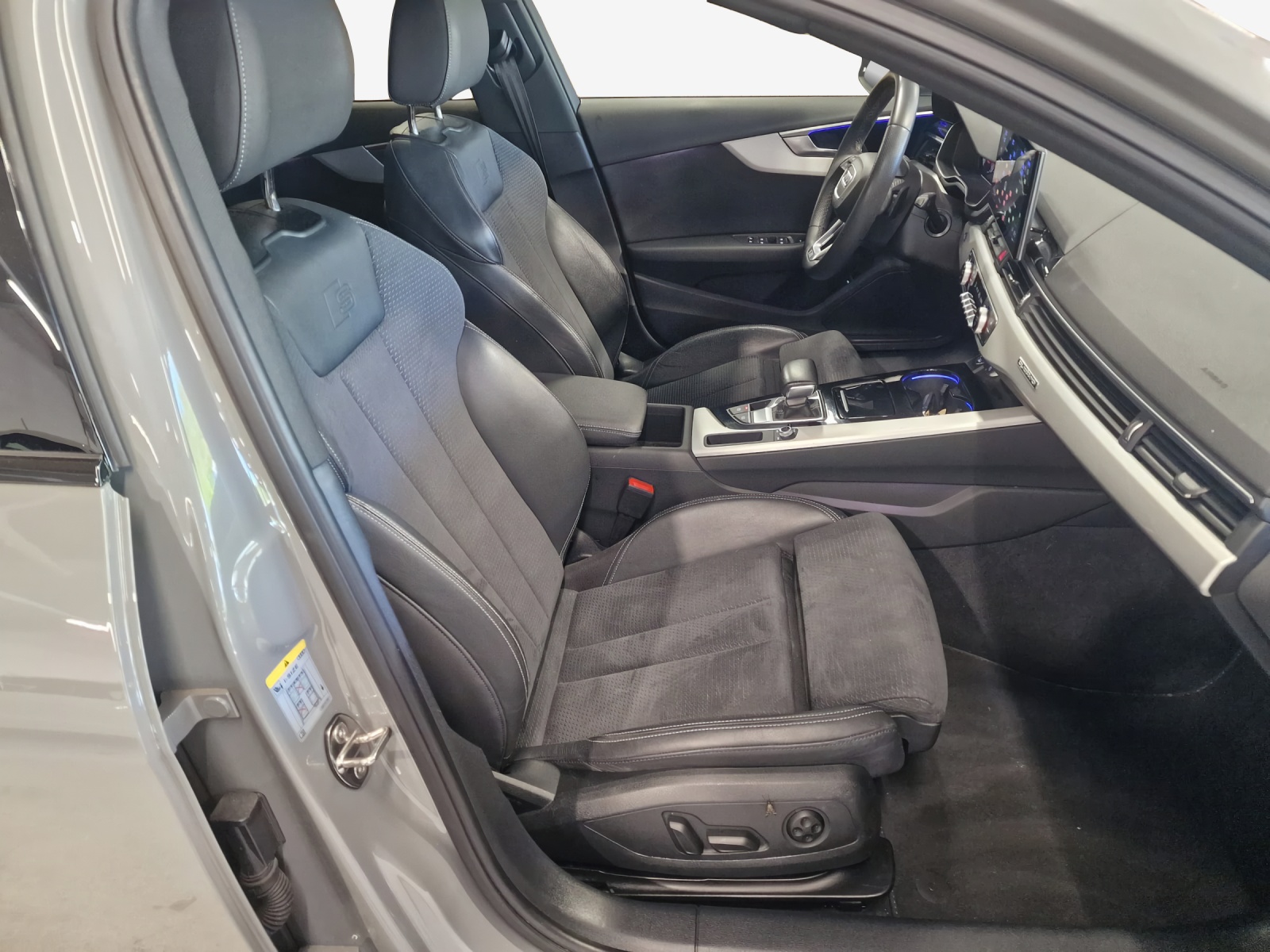 AUDI A4 Avant 50 TDI S line quattro tiptronic-image-8