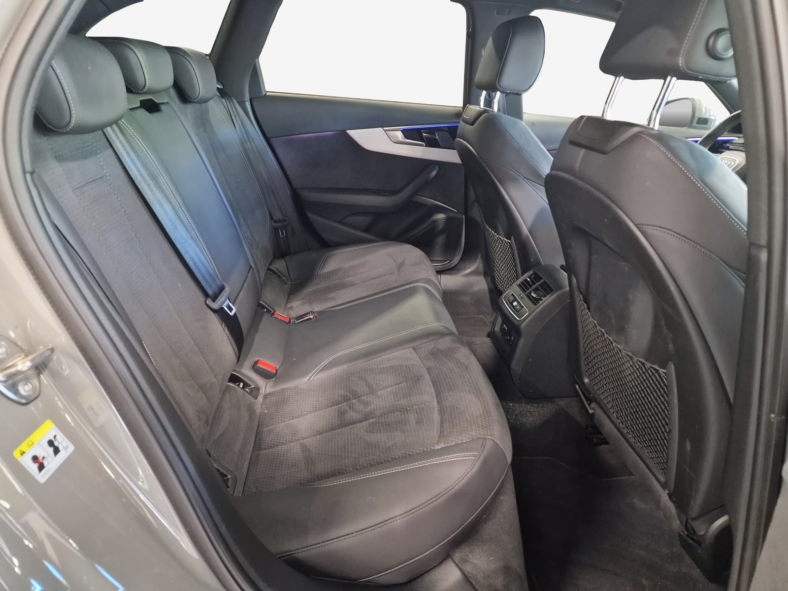 AUDI A4 Avant 50 TDI S line quattro tiptronic-image-11