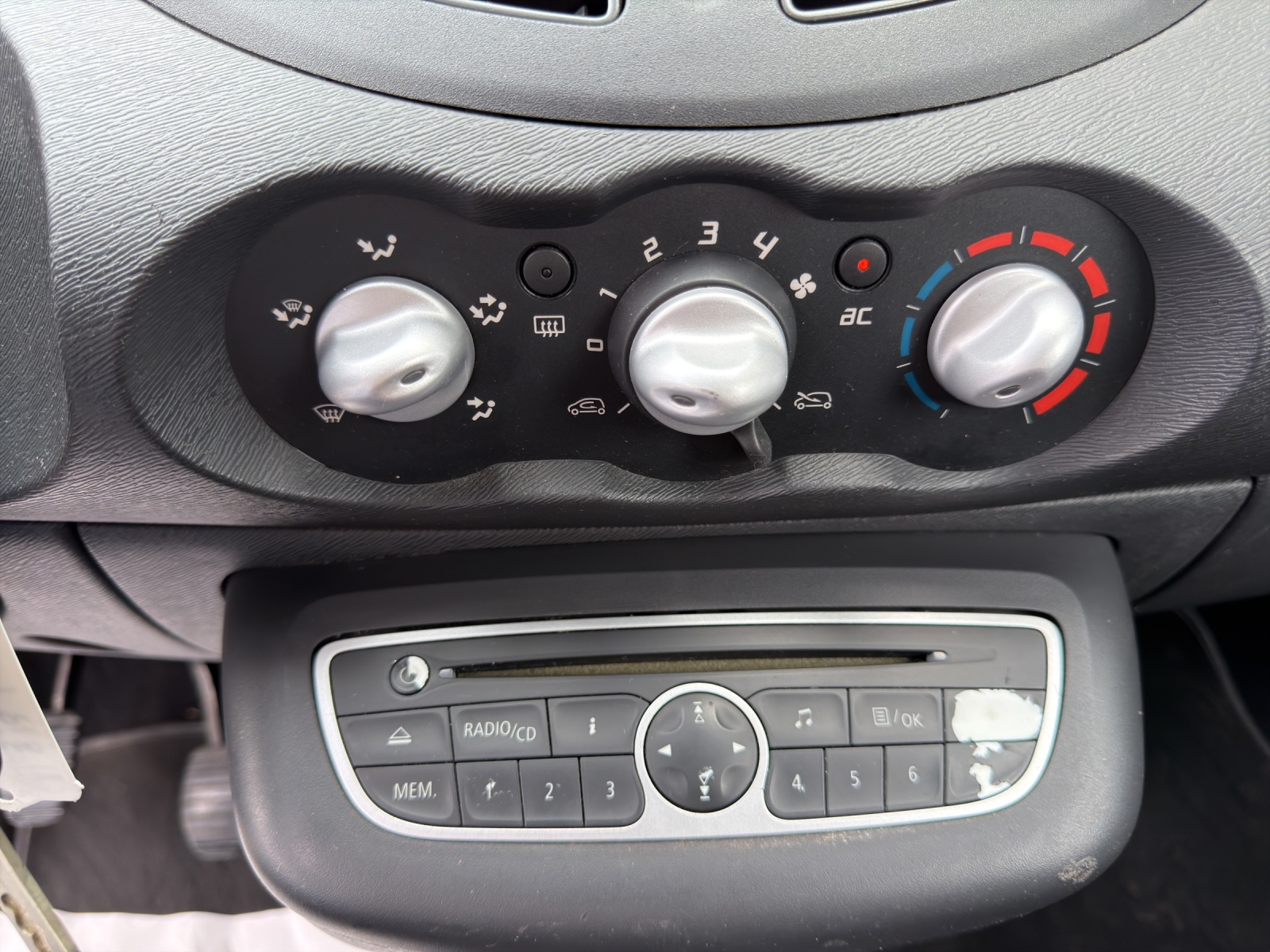 RENAULT Twingo 1.2 16V Expression-image-14