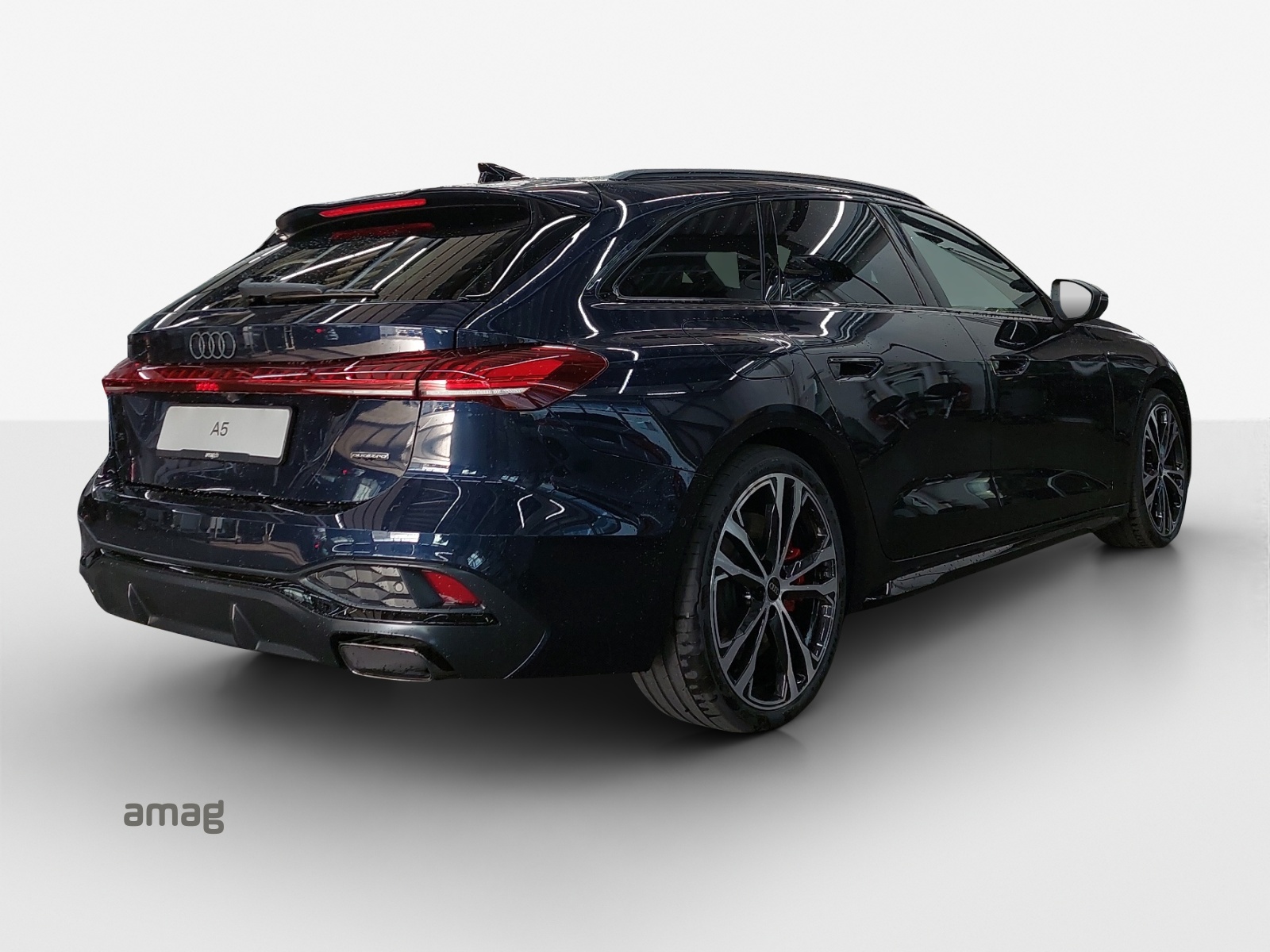 AUDI A5 Avant e-hybrid quattro 270 kW S tronic-image-4