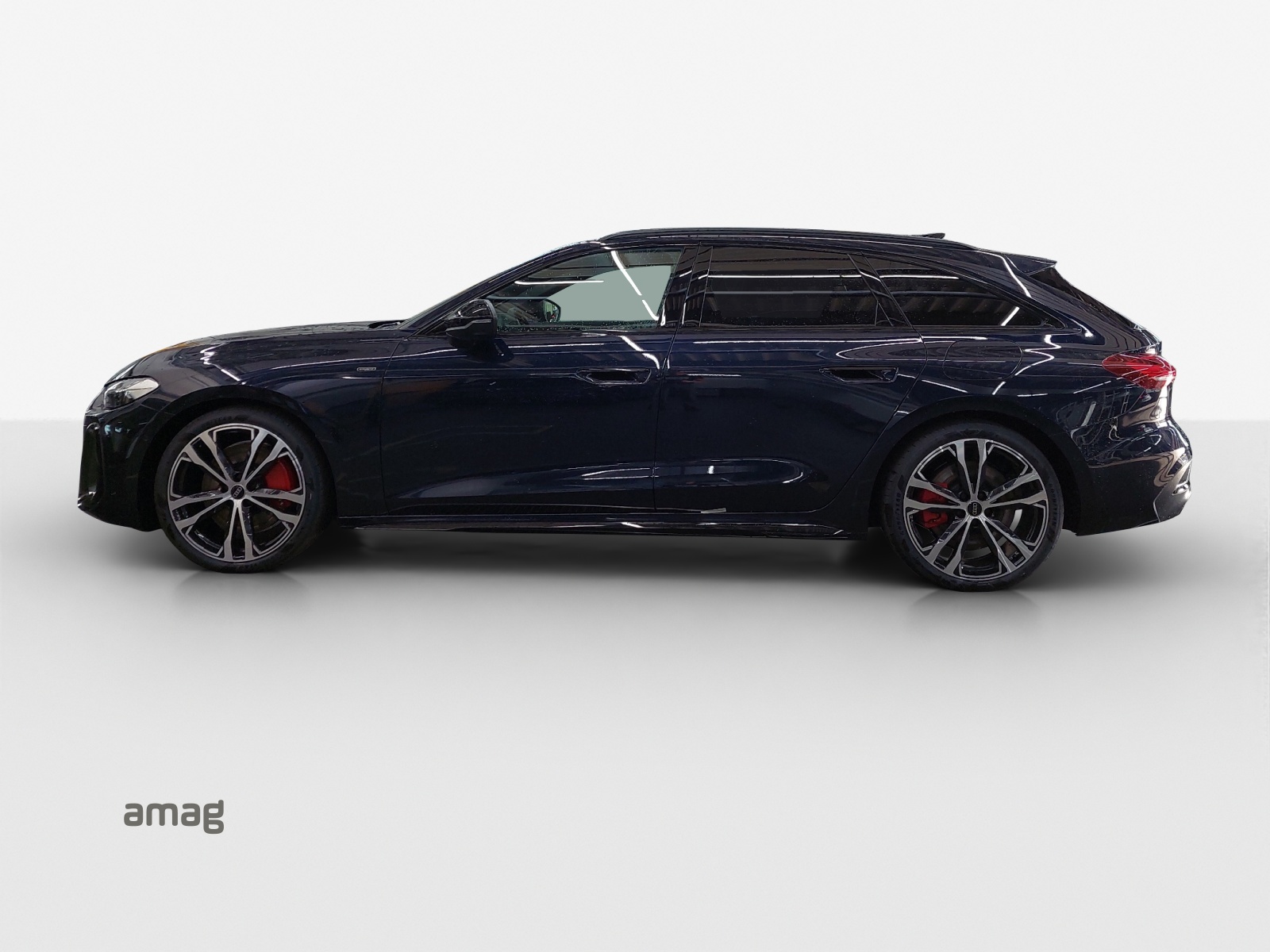 AUDI A5 Avant e-hybrid quattro 270 kW S tronic-image-1