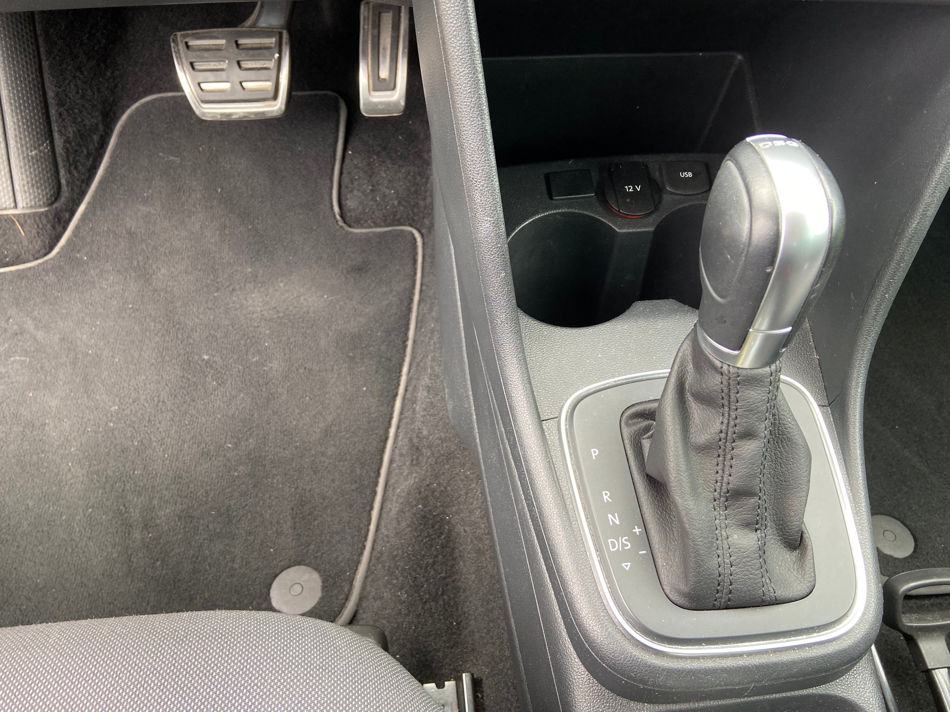 VW 1.2 TSI 90 BlueMT Comfl. DSG-image-4