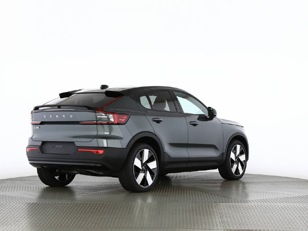 VOLVO EC40 Twin Ultra AWD XCENTRIC-image-10