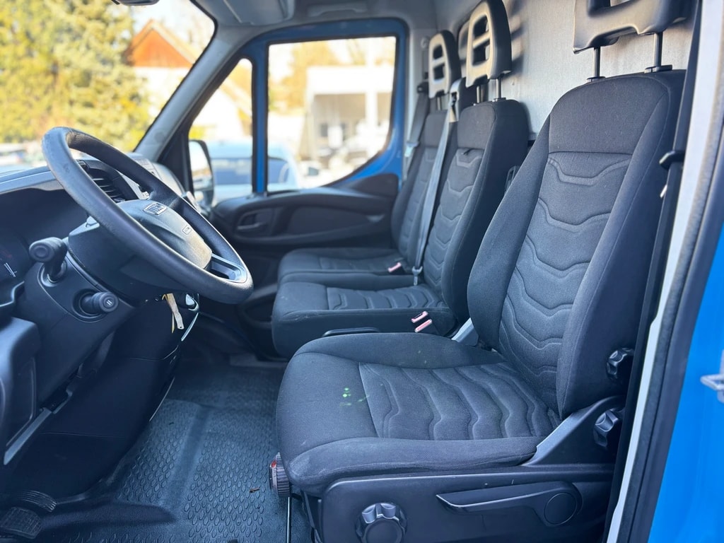 IVECO 35 S 15 D-image-16
