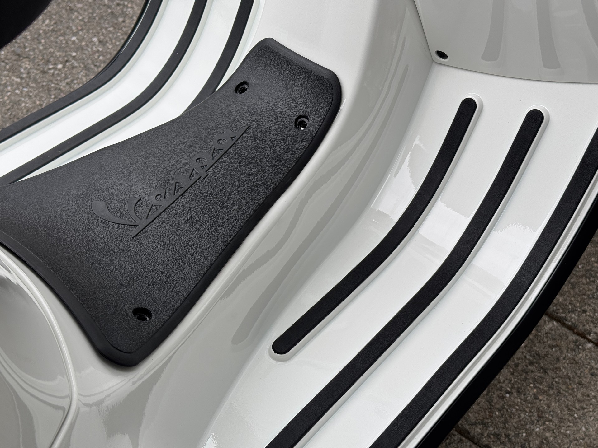 PIAGGIO Vespa GTS 125 Super Sport RST Euro 5+-image-9