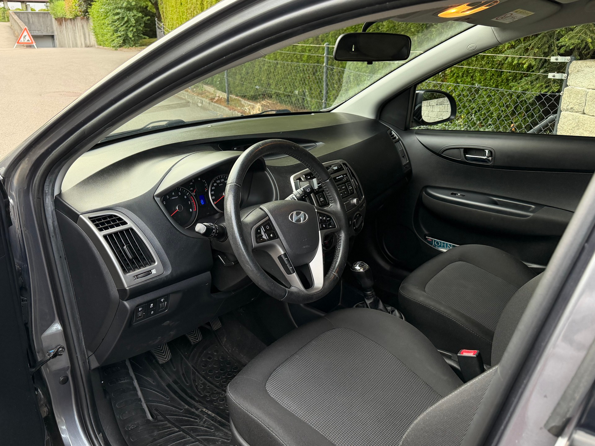 HYUNDAI 1.4-image-2