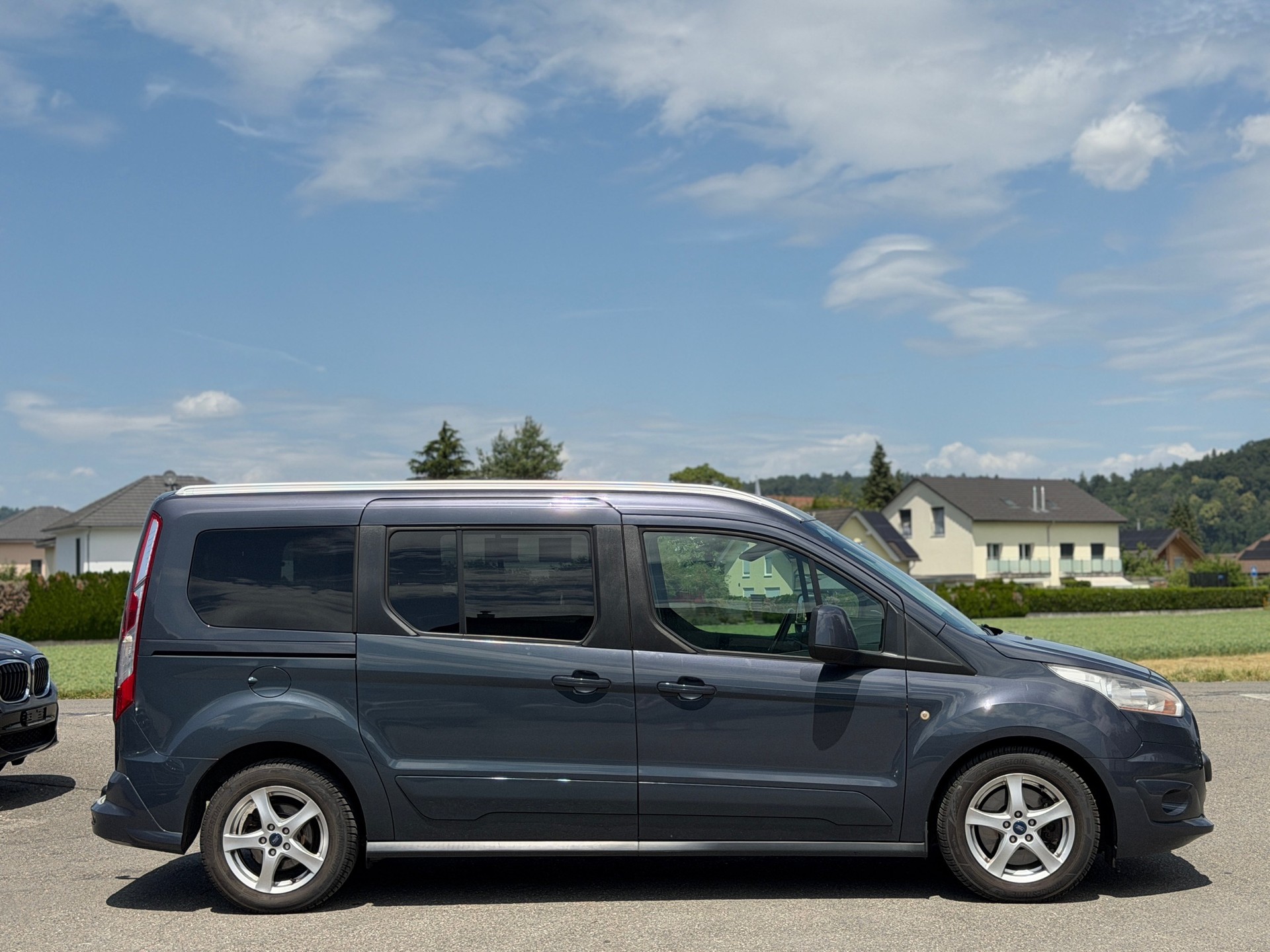 FORD Grand Tourneo Connect 1.6 SCTi Trend Automatic-image-11