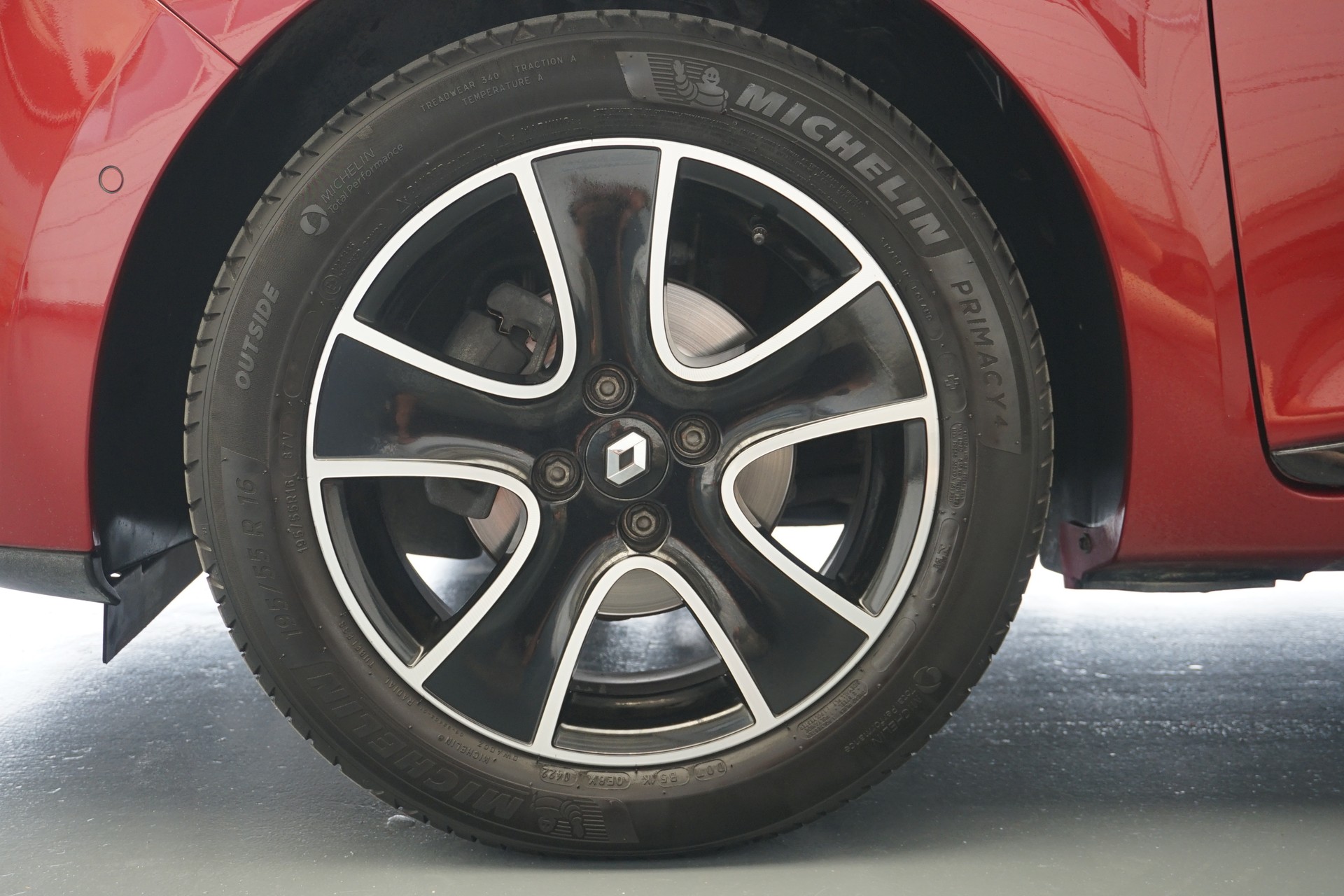 RENAULT Clio 1.2T 120PS Automat Swiss Edition "Motor mit Steuerkette!"-image-9