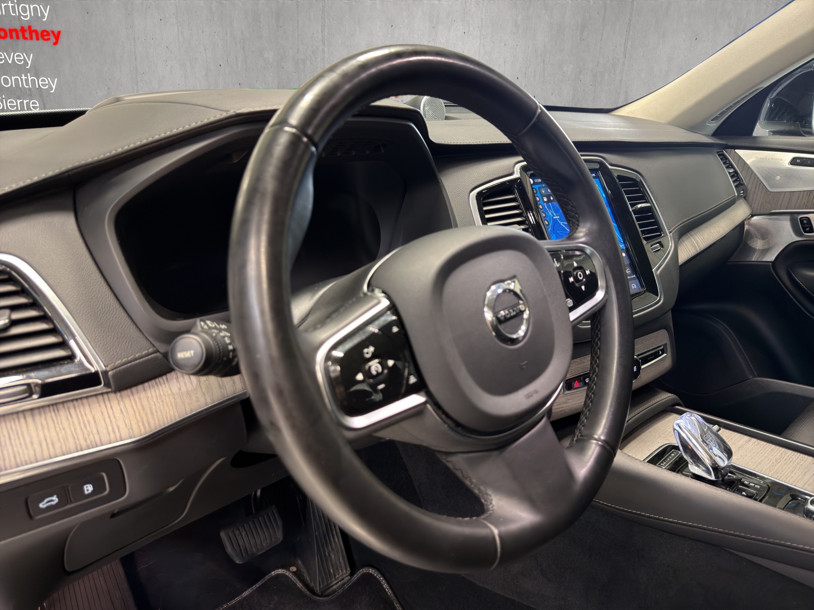 Image VOLVO XC90 XC90 T8 eAWD PluginHybrid Xclusive Dark Geartronic