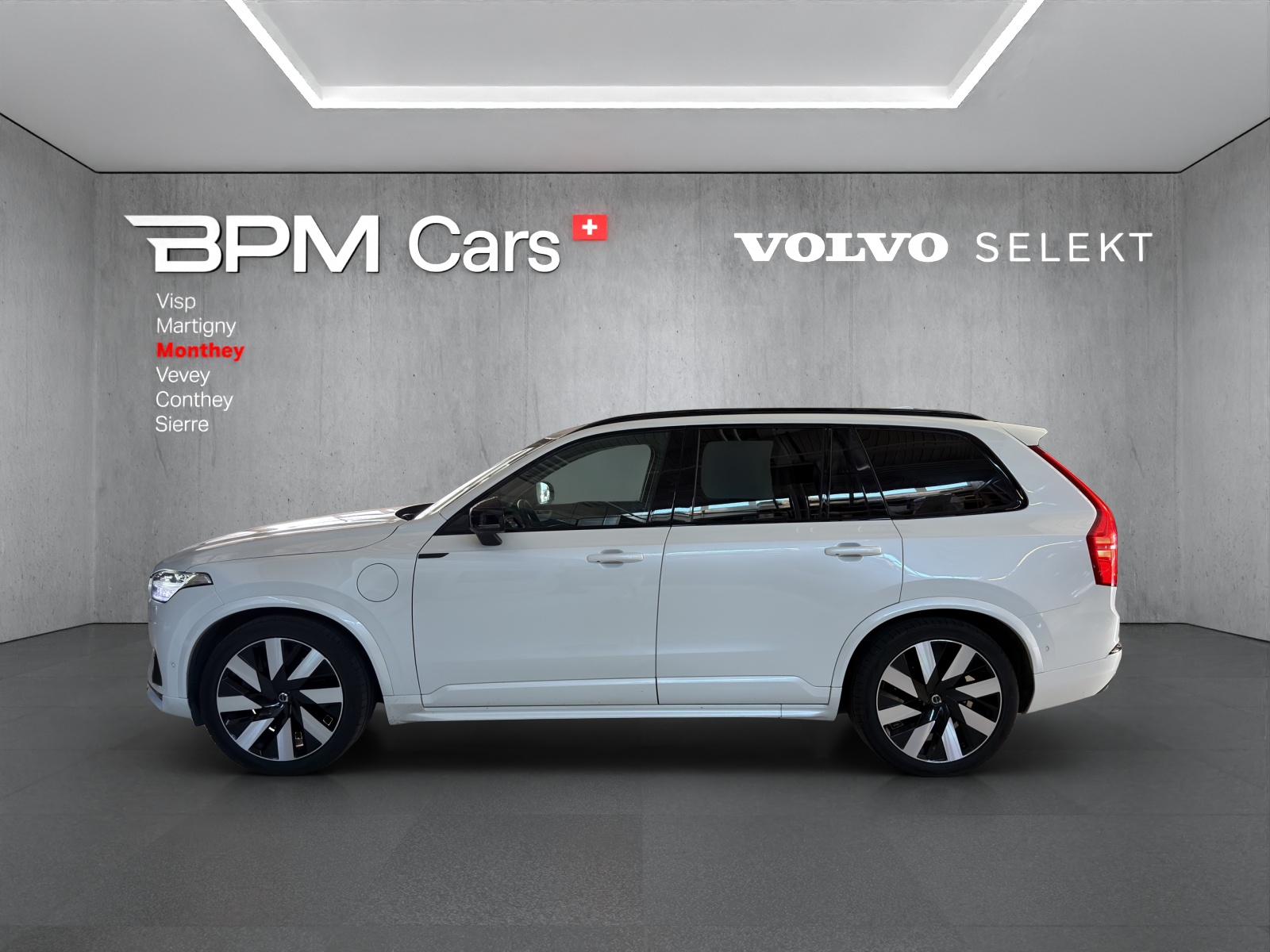 VOLVO XC90 T8 eAWD PluginHybrid Xclusive Dark Geartronic-image-6