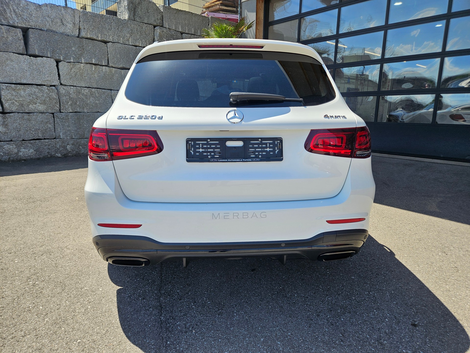 MERCEDES-BENZ GLC 220 d AMG Line 4Matic 9G-Tronic-image-5