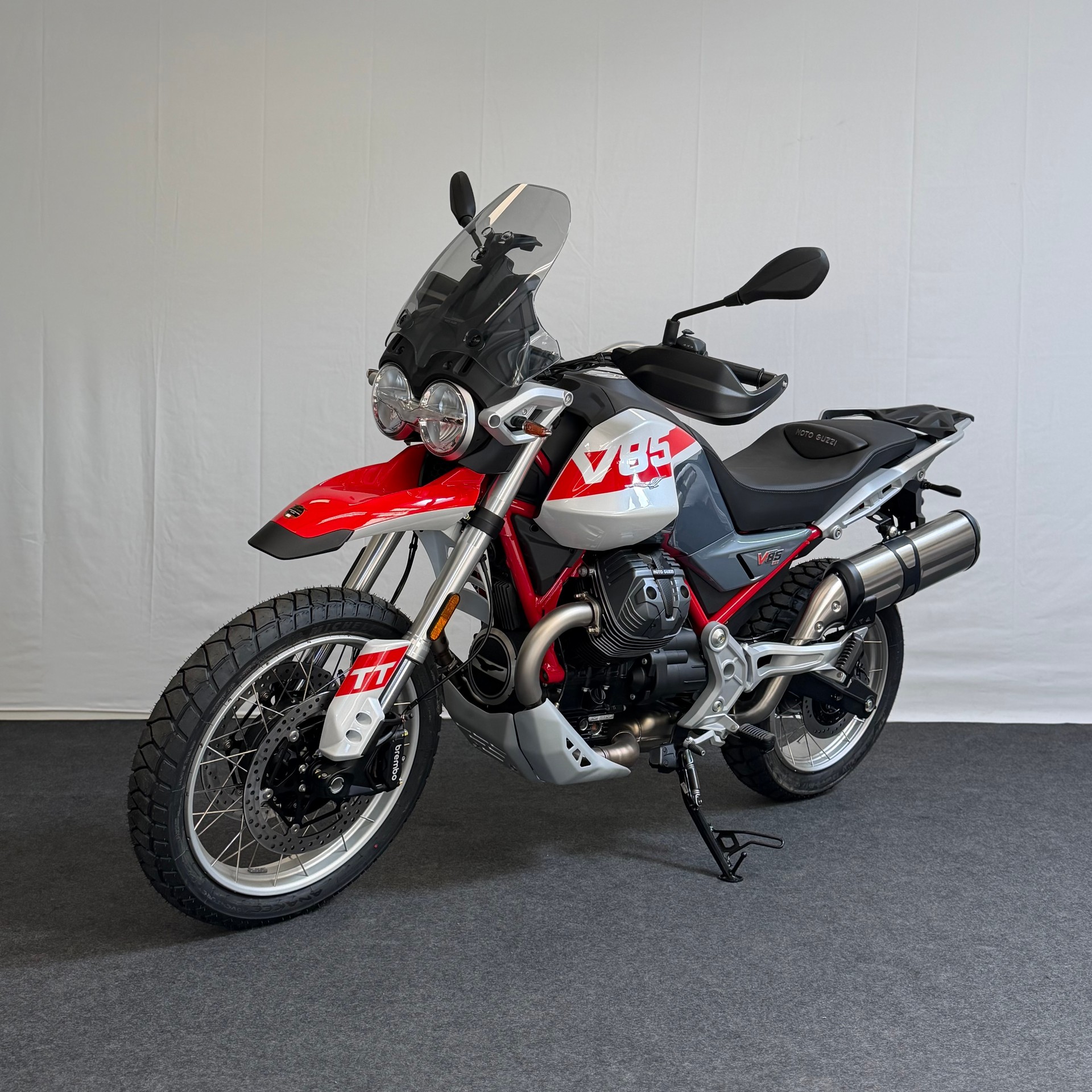 MOTO GUZZI V85 TT E5+-showroom-element-2