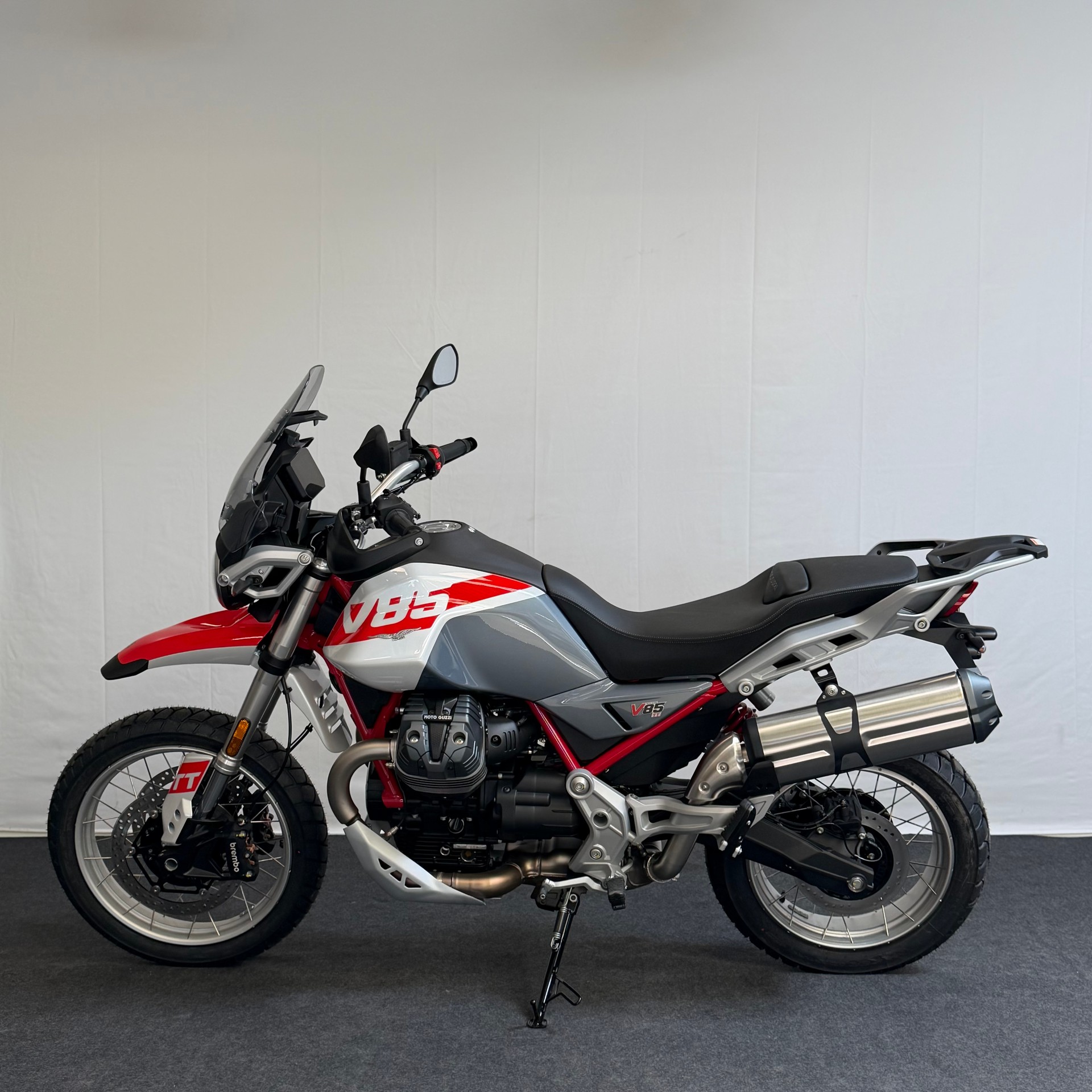 MOTO GUZZI V85 TT E5+-showroom-element-3