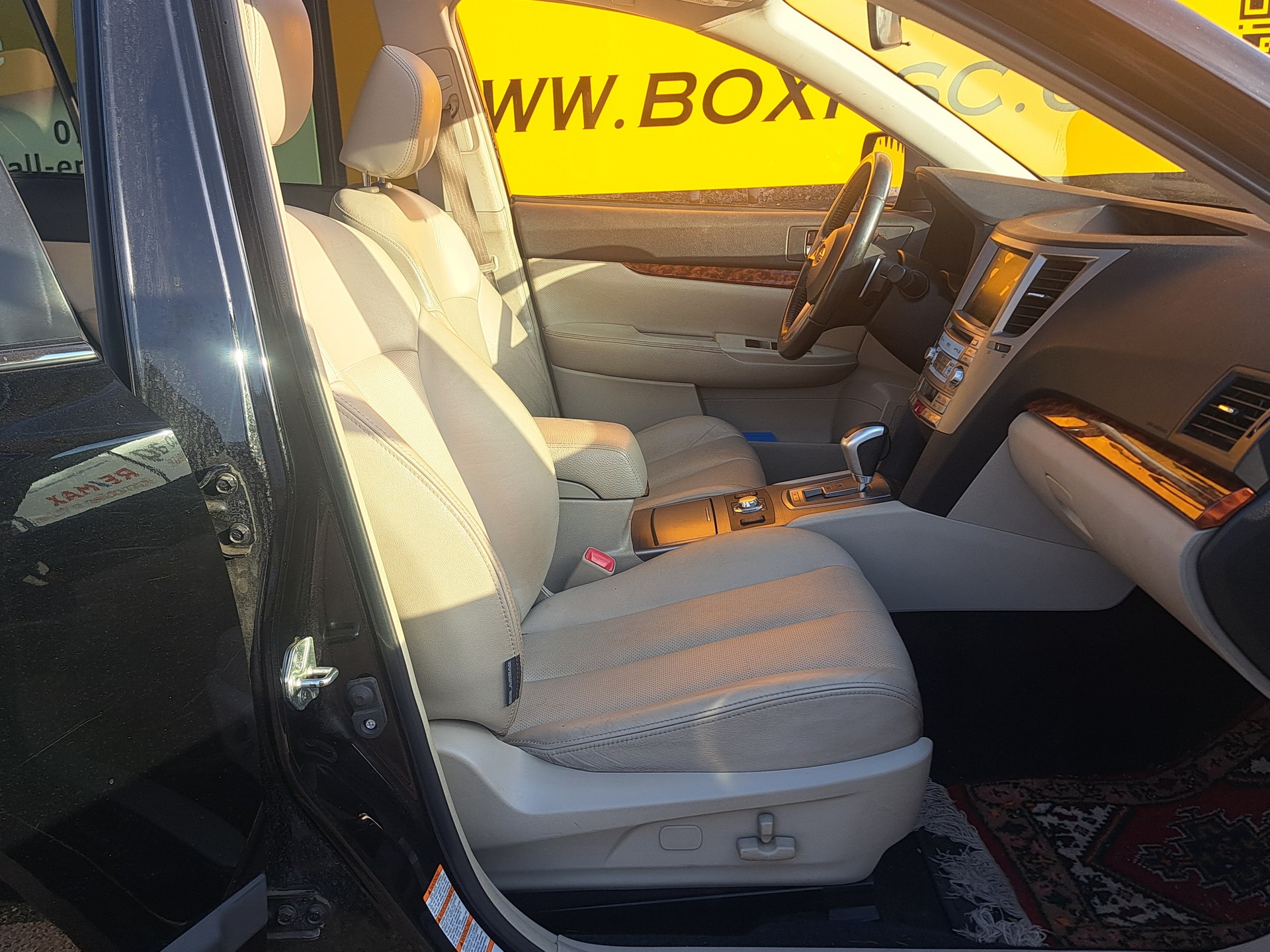 SUBARU Outback 3.6R Executive AWD Automatic-image-3