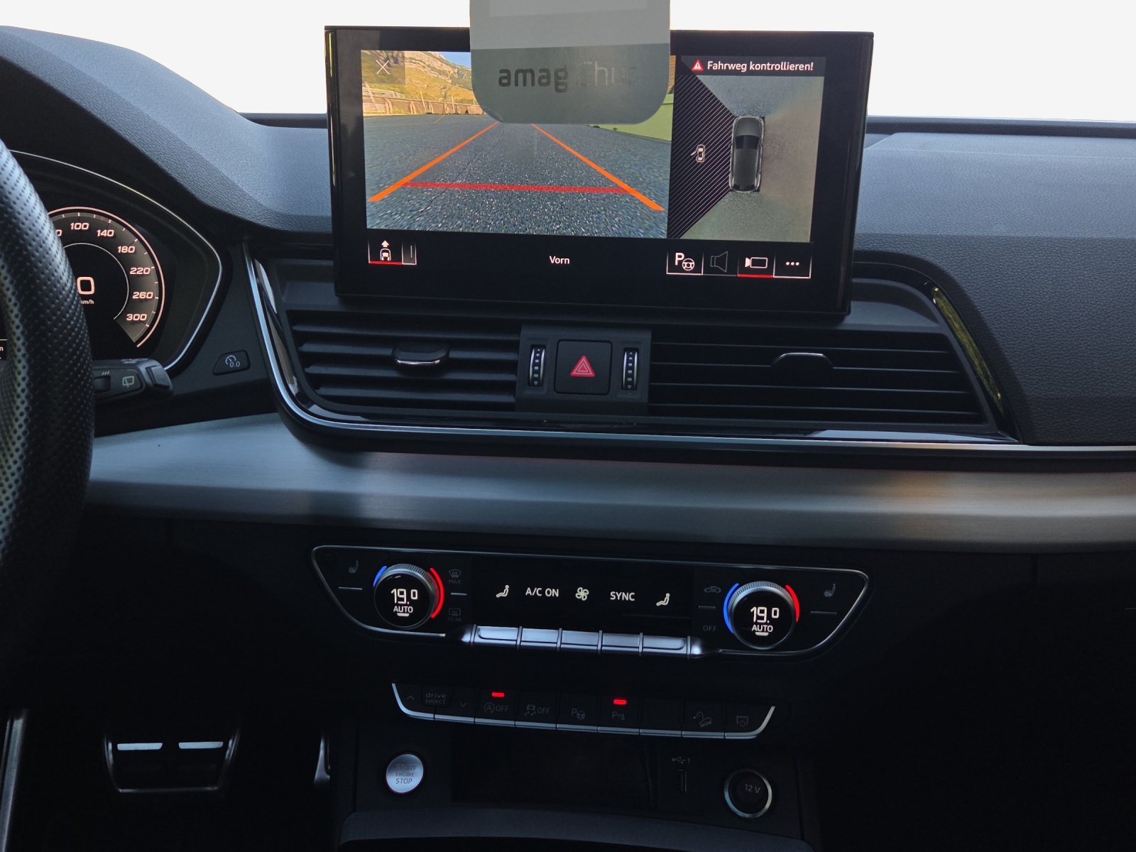 AUDI SQ5 TDI quattro tiptronic-image-10