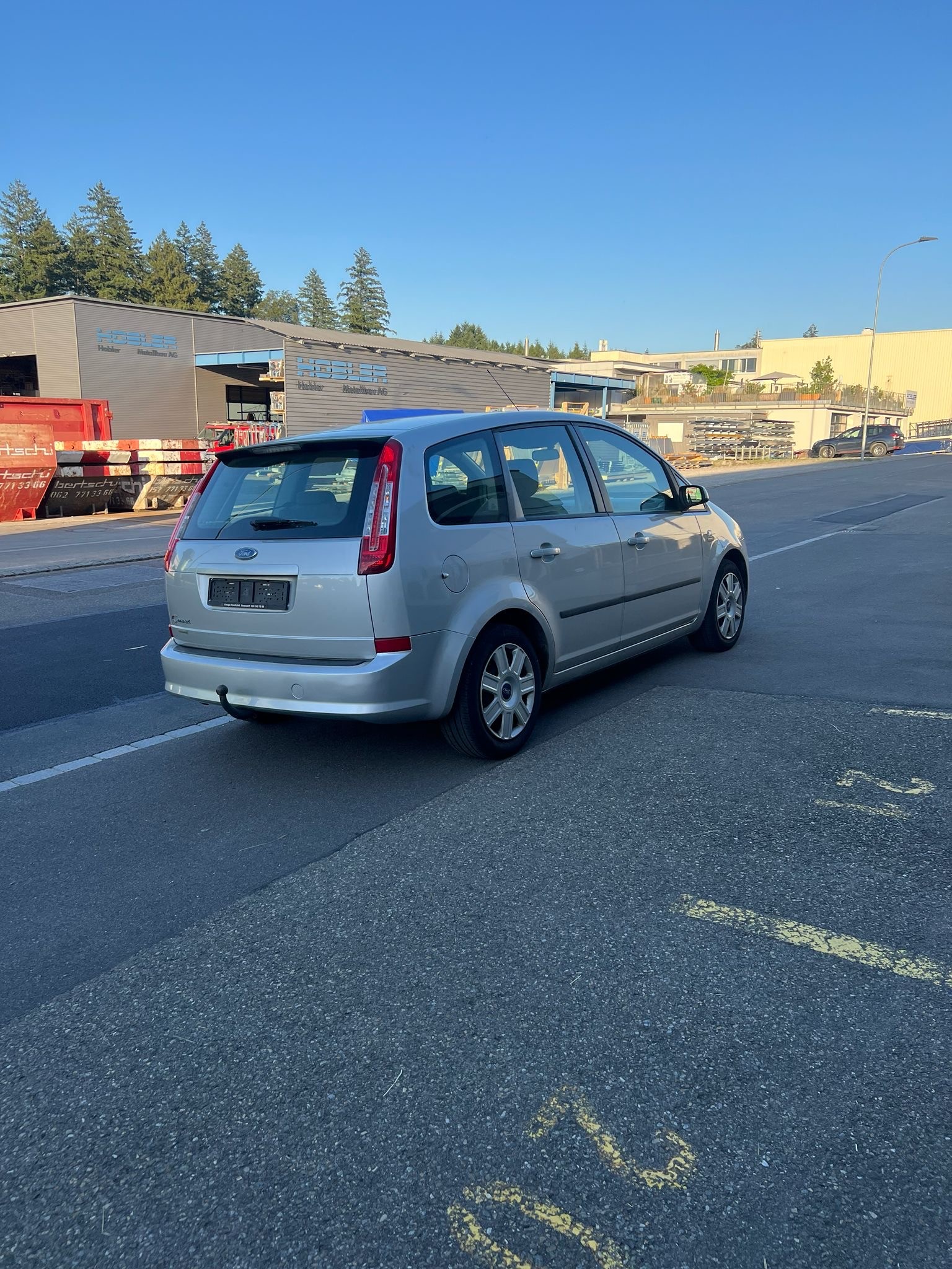 FORD C-Max 1.8 16V Titanium-image-2