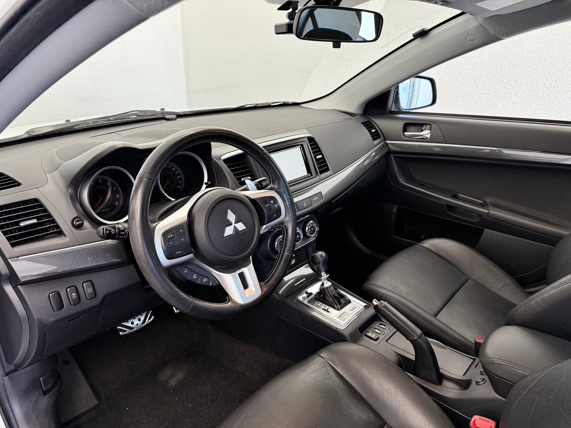 MITSUBISHI Lancer Sportback 2.0 Ralliart S 4WD TC-SST-image-10