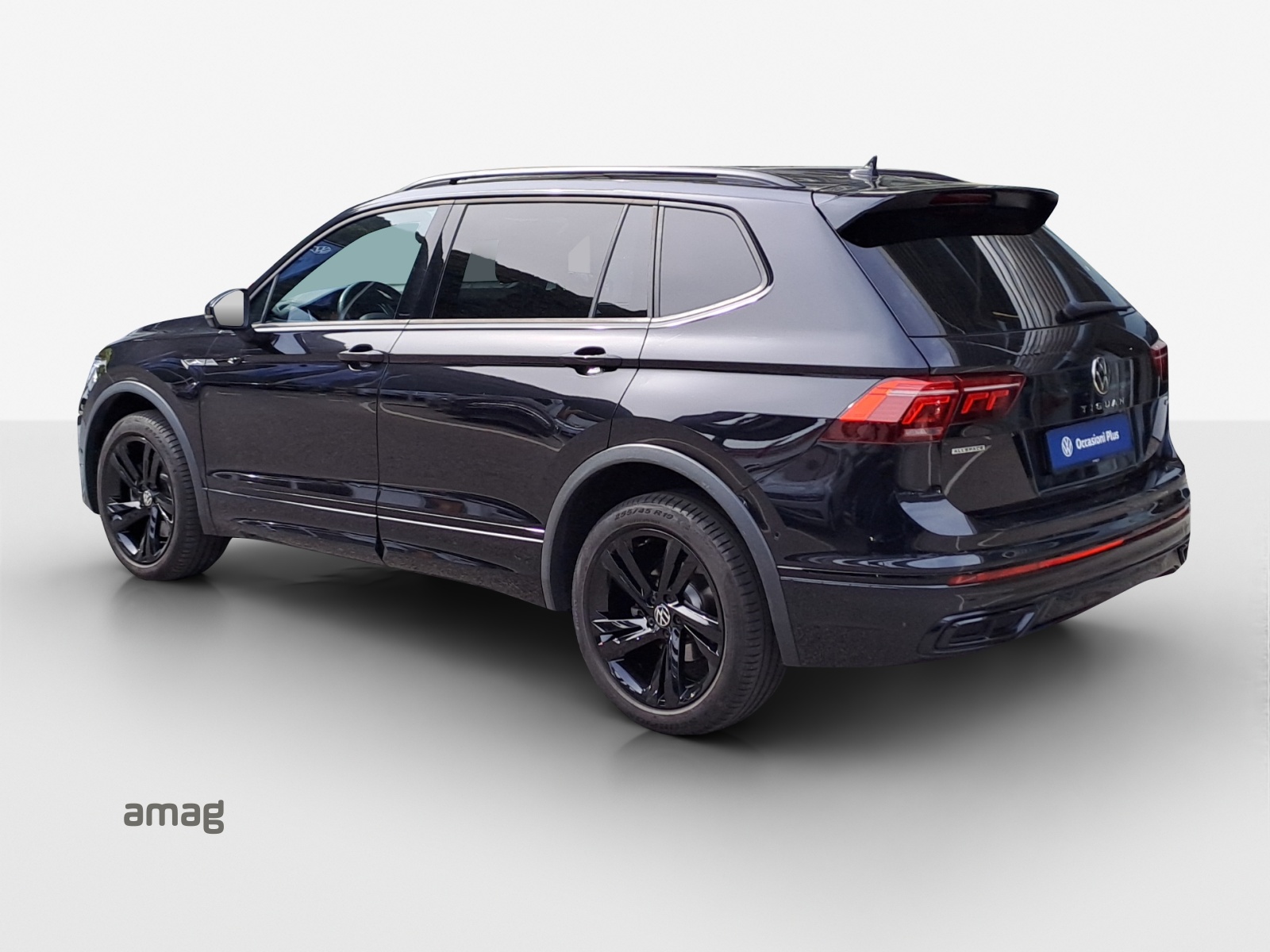 VW Tiguan Allspace 2.0TSI R-Line 4Motion DSG-image-2