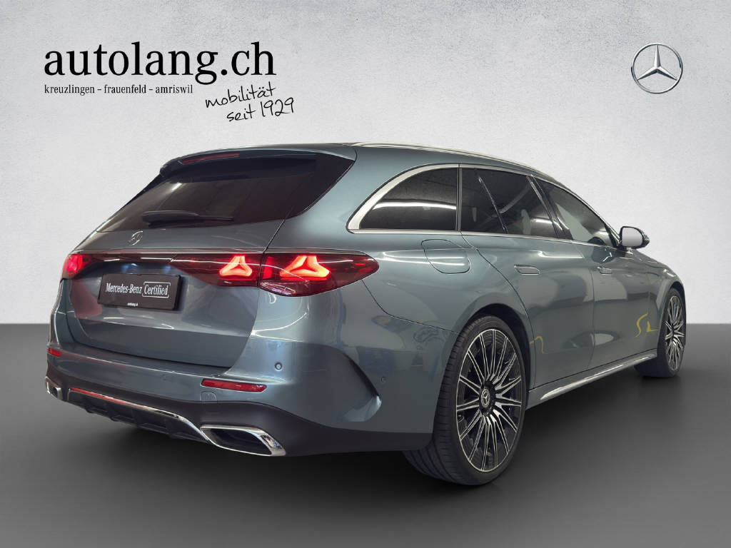 MERCEDES-BENZ E 200 AMG Line 4Matic T-Modell-image-3