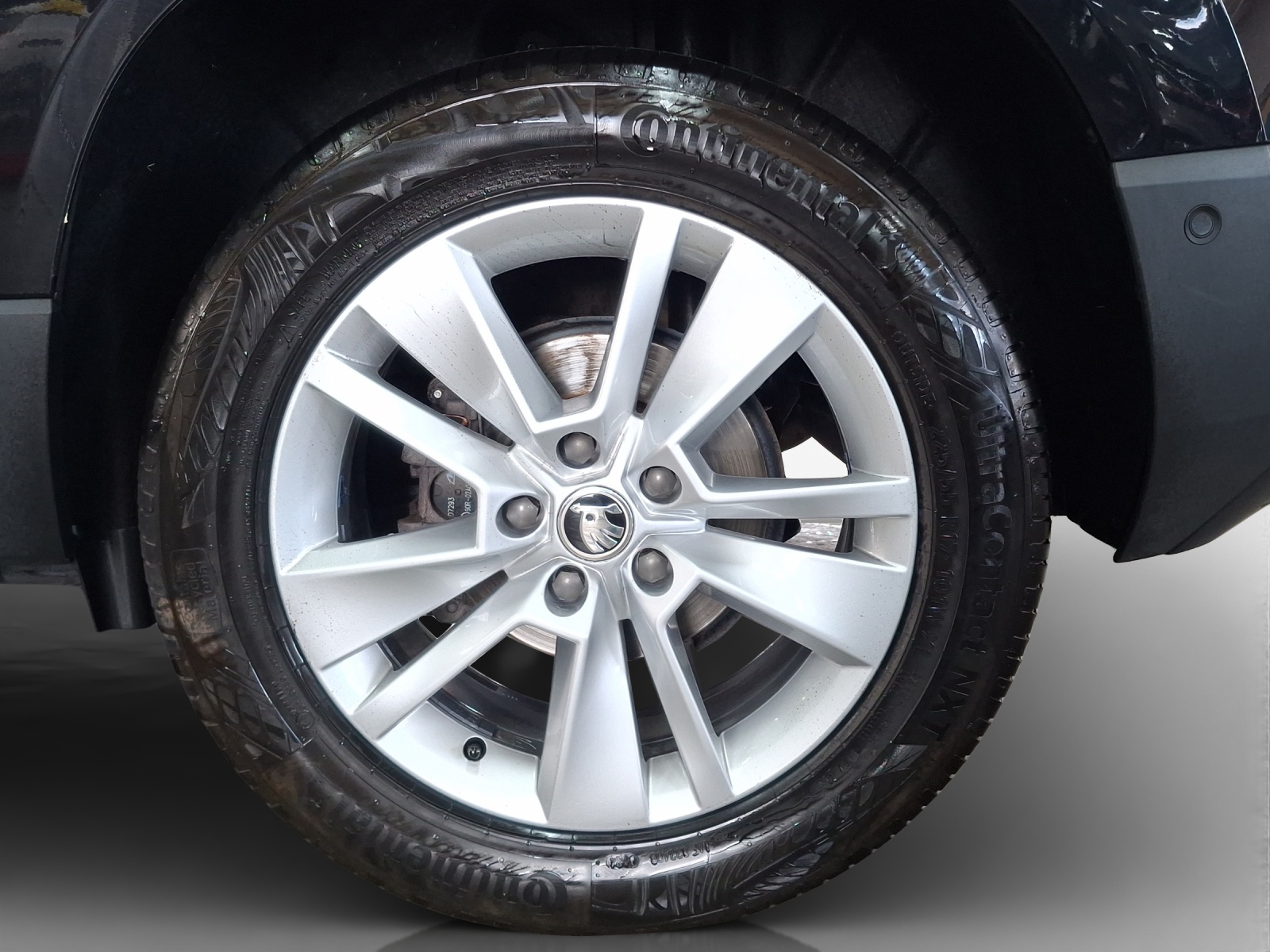 SKODA Karoq 2.0 TDI CR Style 4x4 DSG-image-13