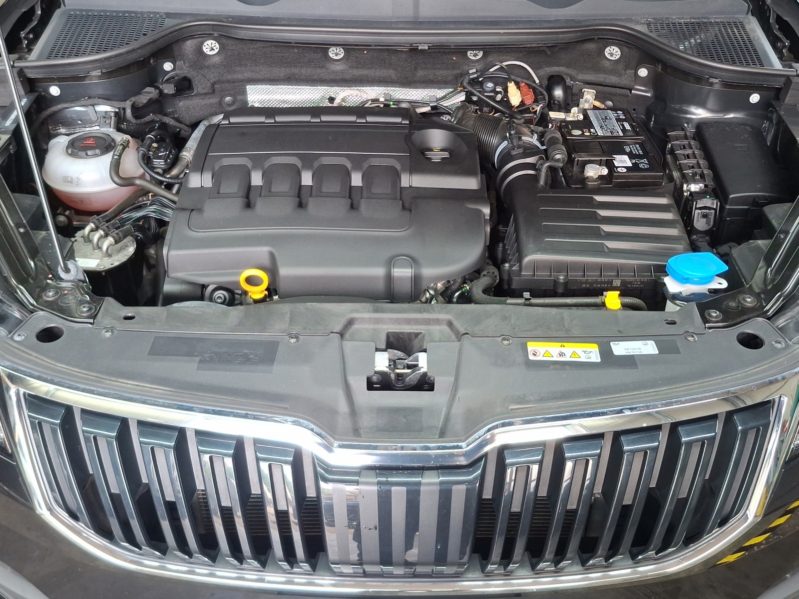 SKODA Karoq 2.0 TDI CR Style 4x4 DSG-image-15