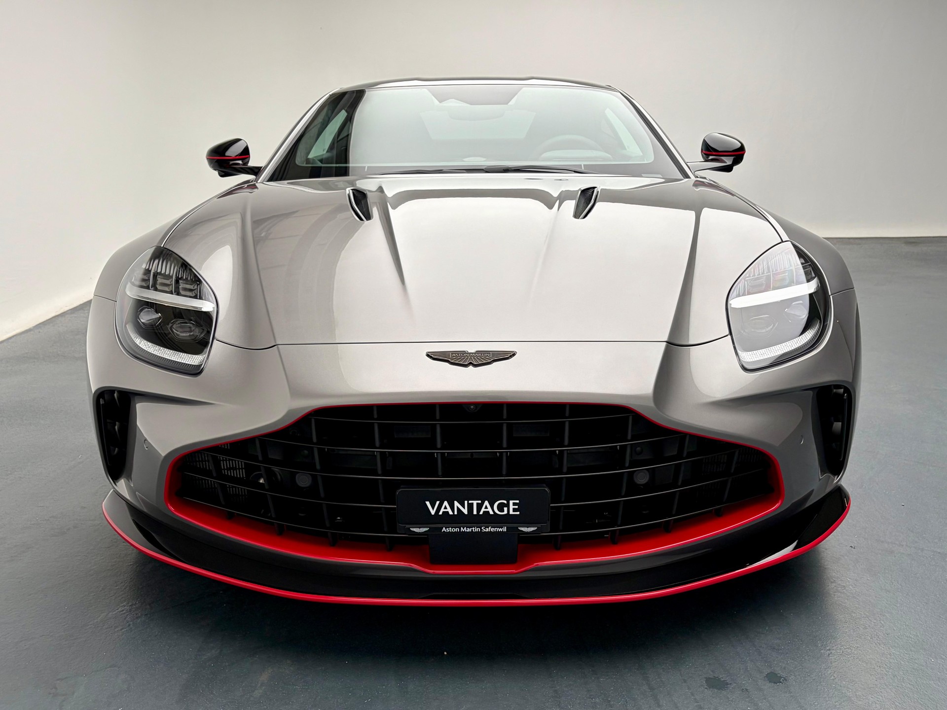 ASTON MARTIN V8 Vantage Coupé 4.0 S V8 Bi-Turbo by "Q"-image-20