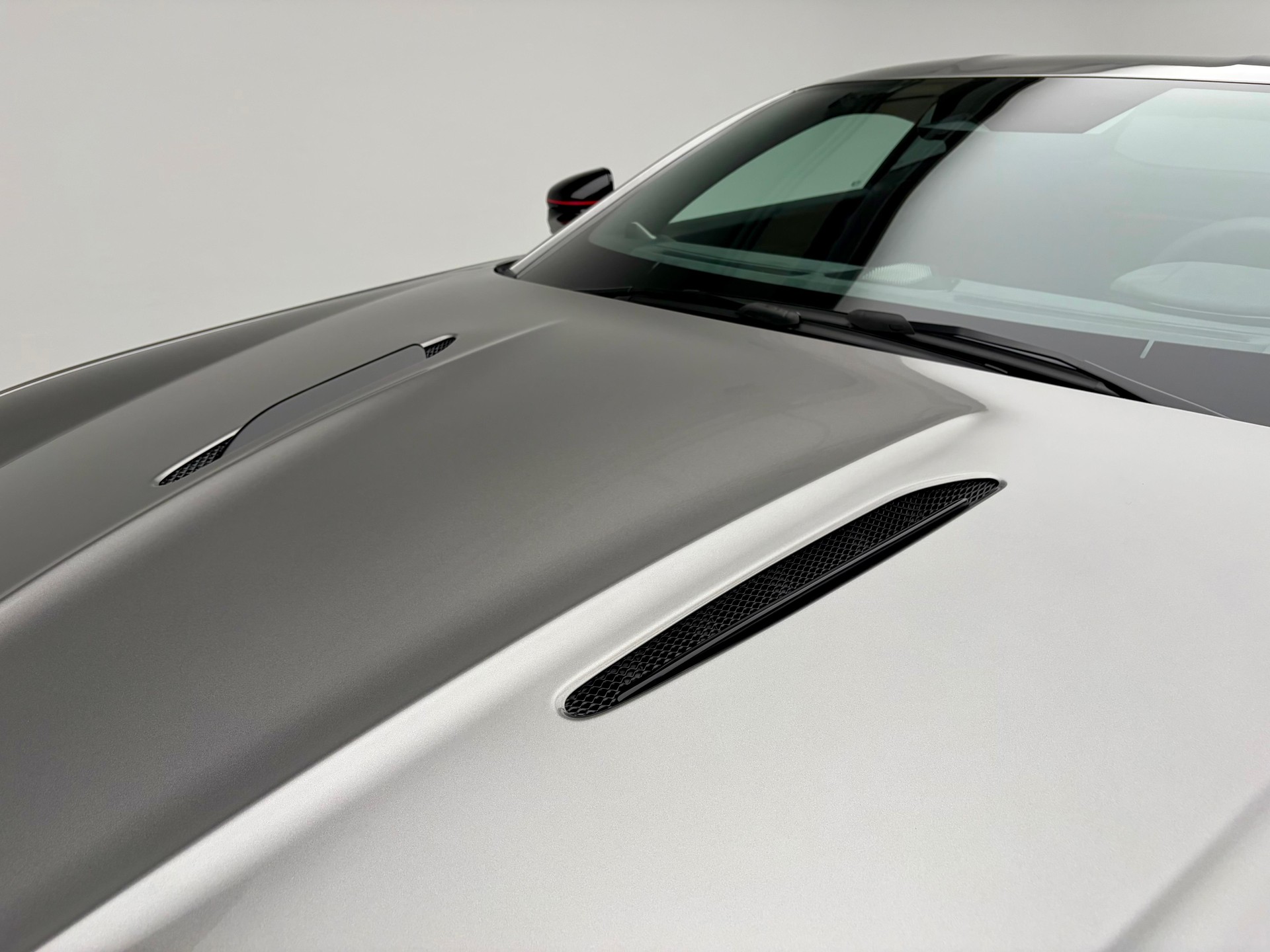 ASTON MARTIN V8 Vantage Coupé 4.0 S V8 Bi-Turbo by "Q"-image-24