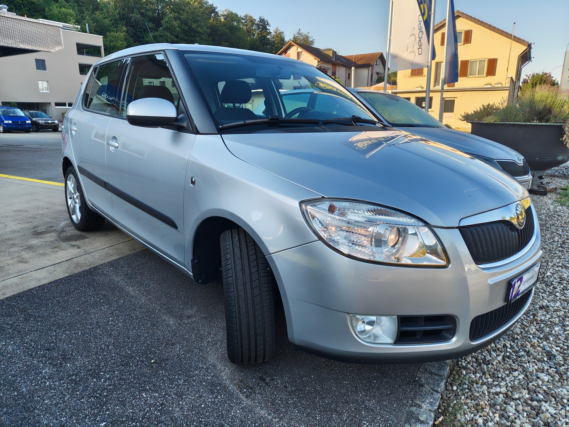 SKODA Fabia 1.6 Elegance Tiptronic-image-3