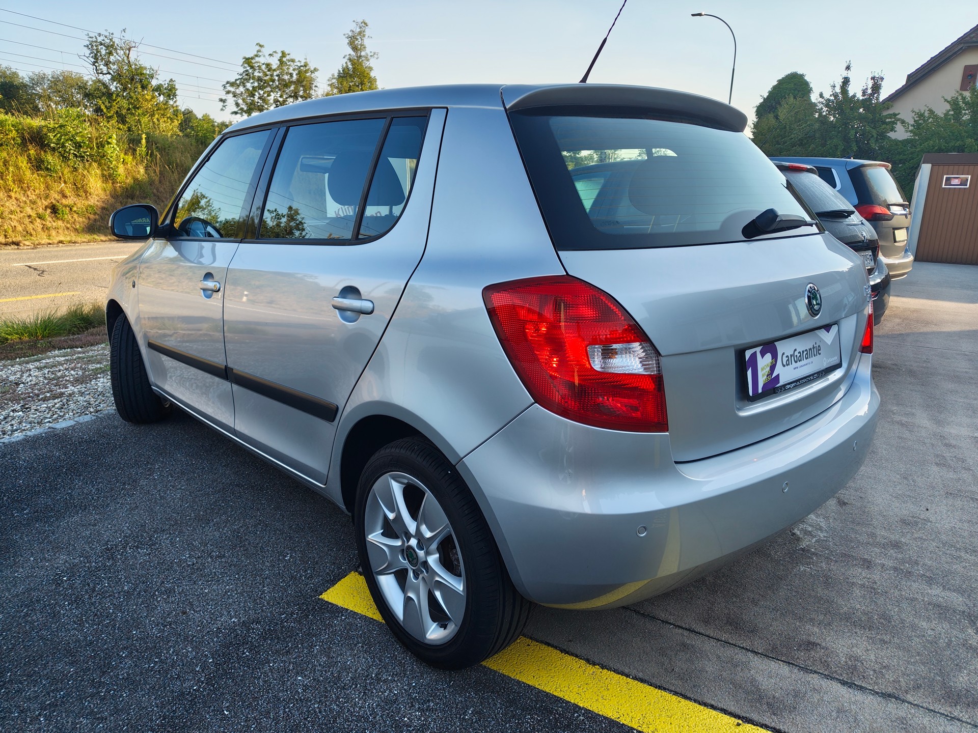 SKODA Fabia 1.6 Elegance Tiptronic-image-1