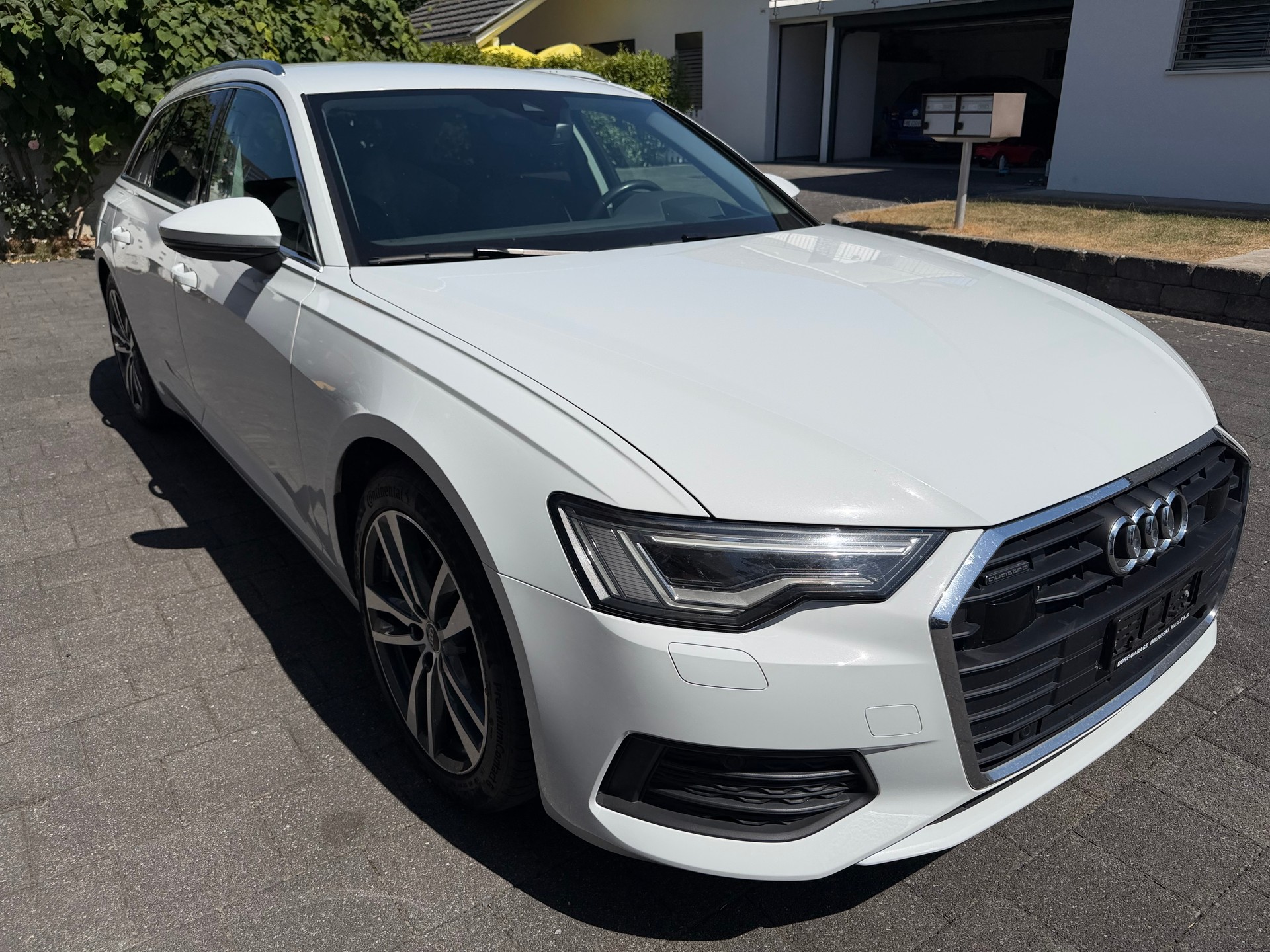 AUDI A6 Avant 40 TDI Attraction quattro S-tronic-image-0