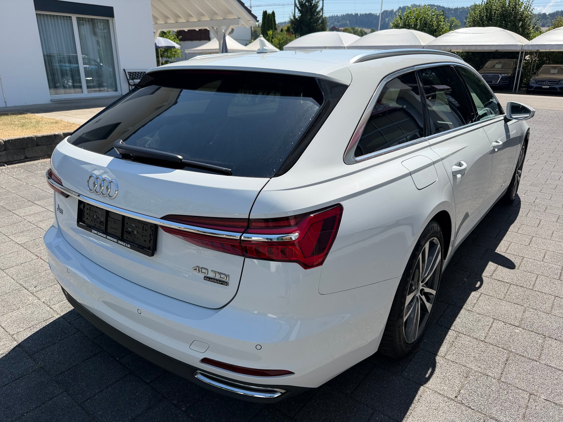 AUDI A6 Avant 40 TDI Attraction quattro S-tronic-image-5