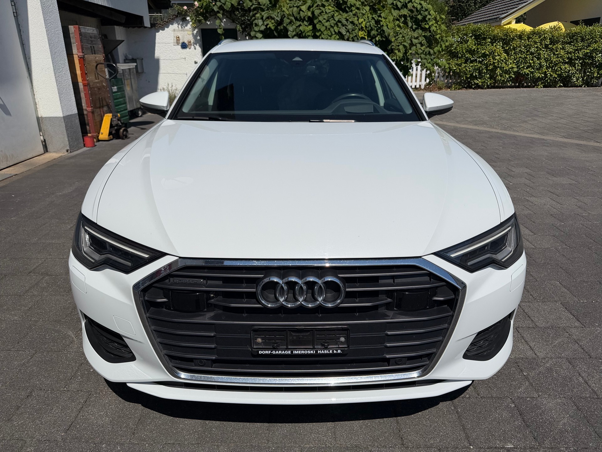 AUDI A6 Avant 40 TDI Attraction quattro S-tronic-image-1