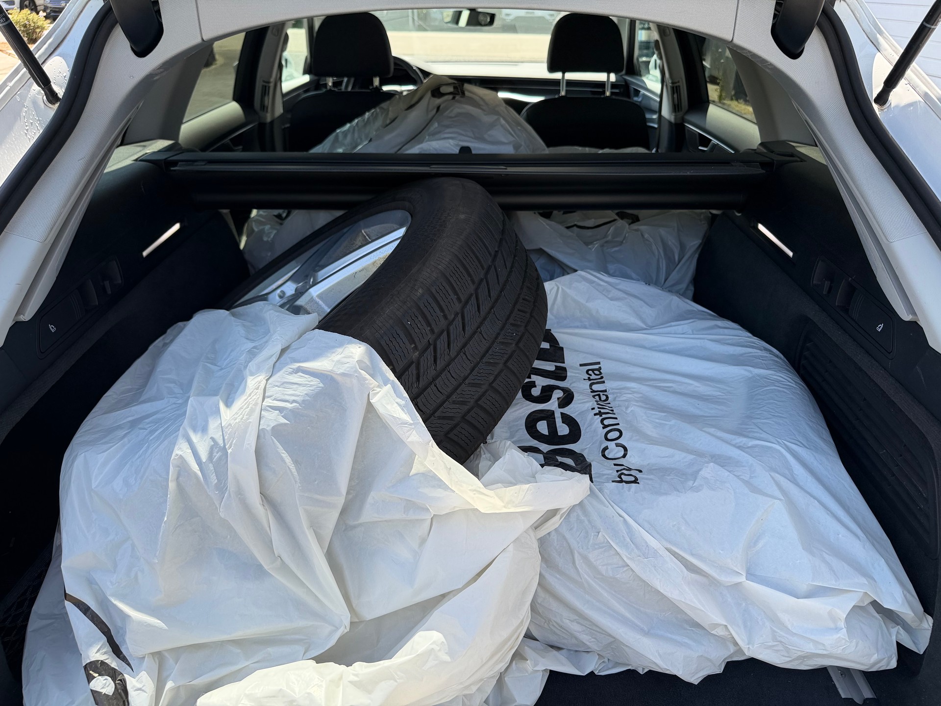 AUDI A6 Avant 40 TDI Attraction quattro S-tronic-image-13
