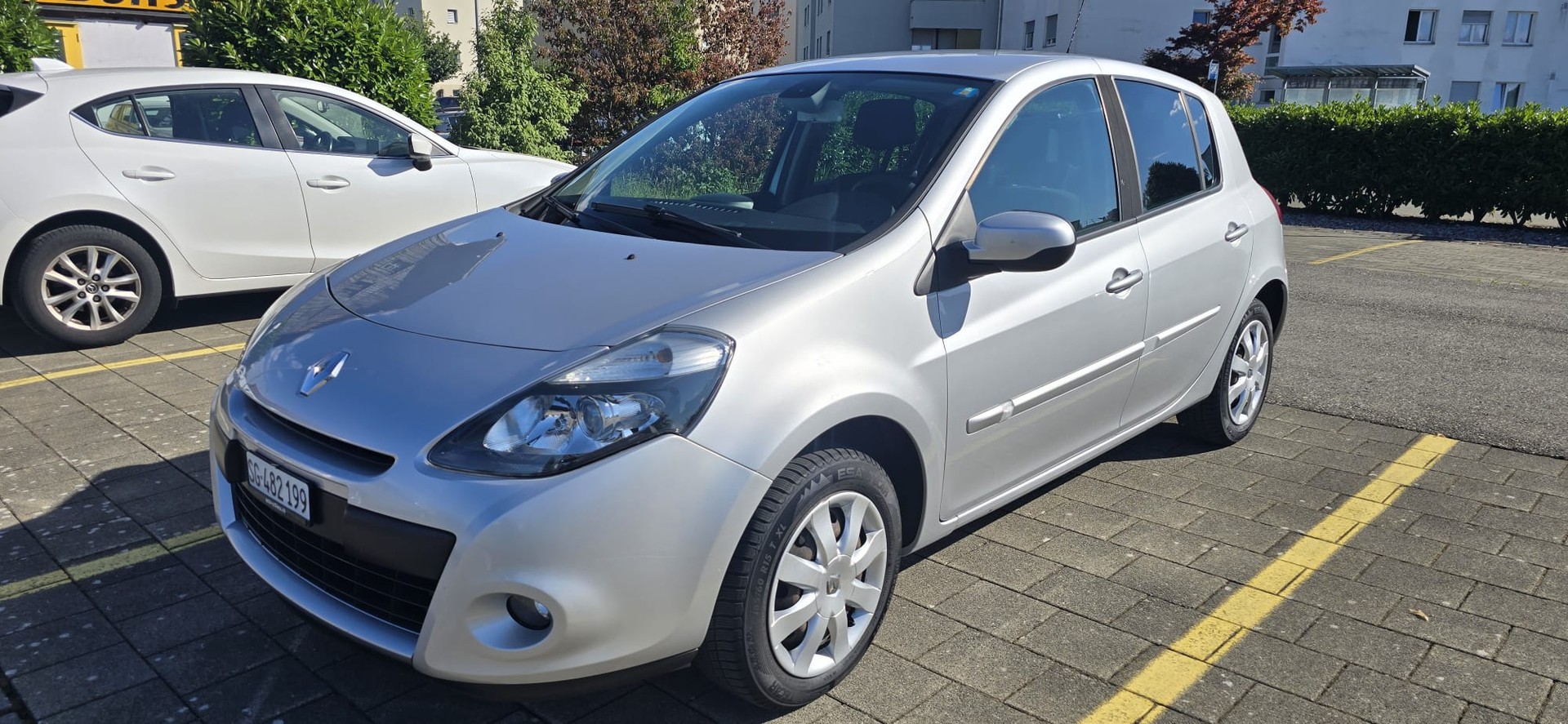 RENAULT Clio 1.6 16V Dynamique-image-0